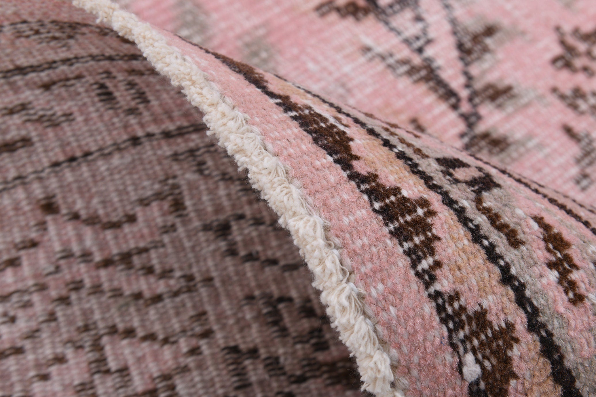 Turkish Vintage Rug 10’4’ x 5’11’