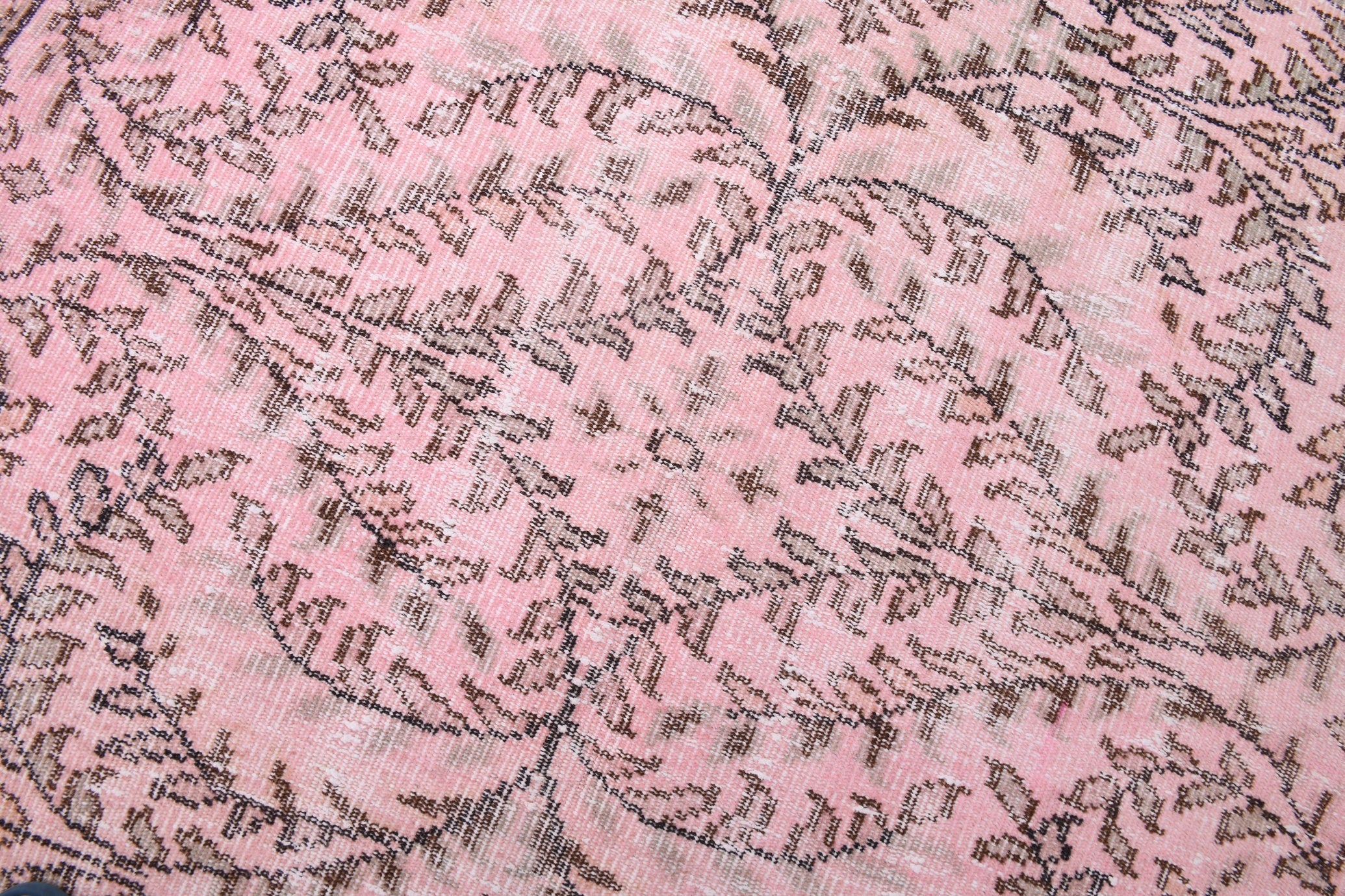 Turkish Vintage Rug 10’4’ x 5’11’