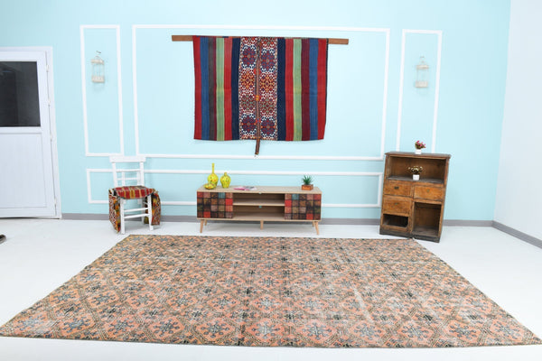 Turkish Vintage Rug 10’4’ x 6’10’