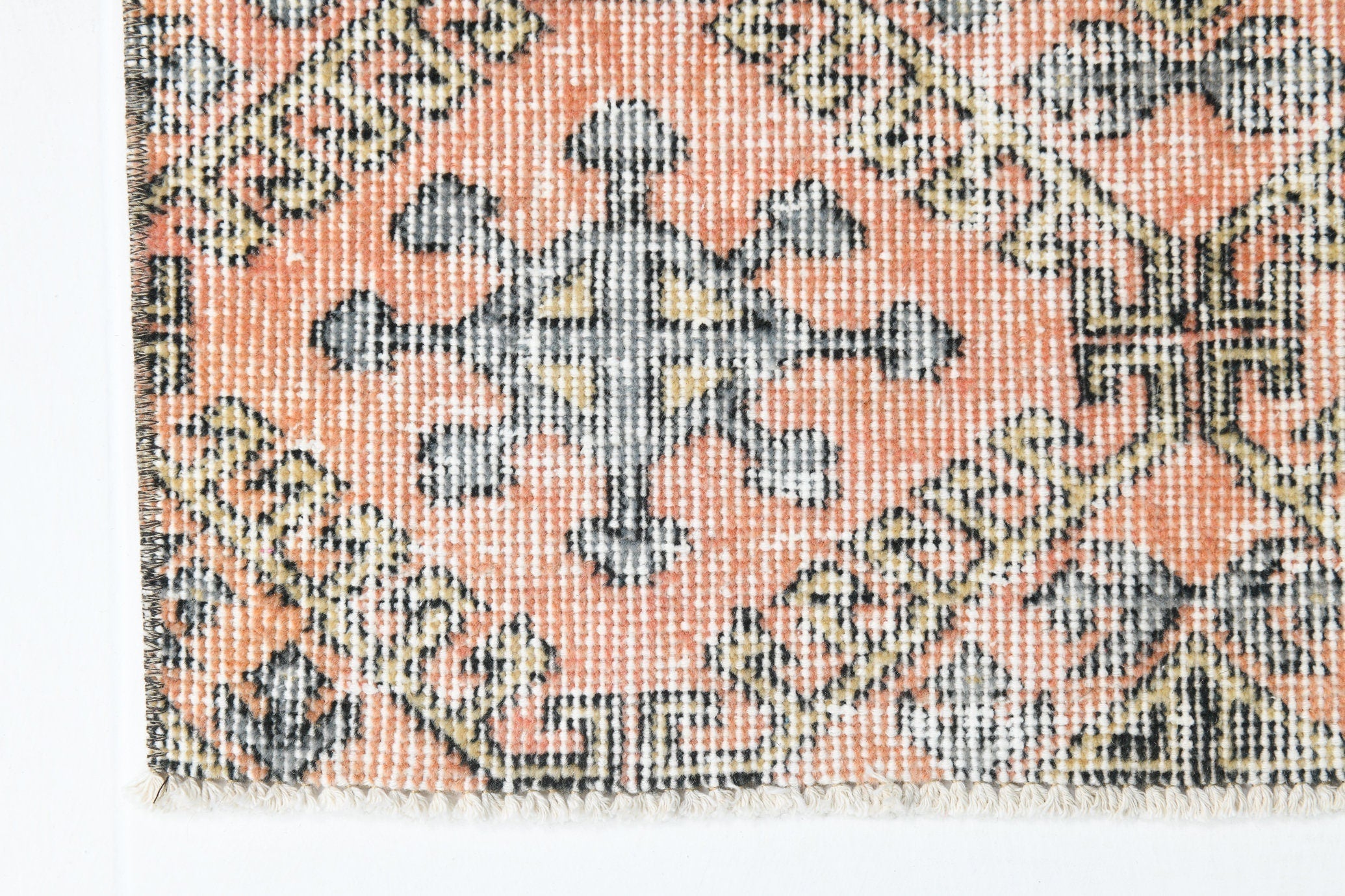 Turkish Vintage Rug 10’4’ x 6’10’