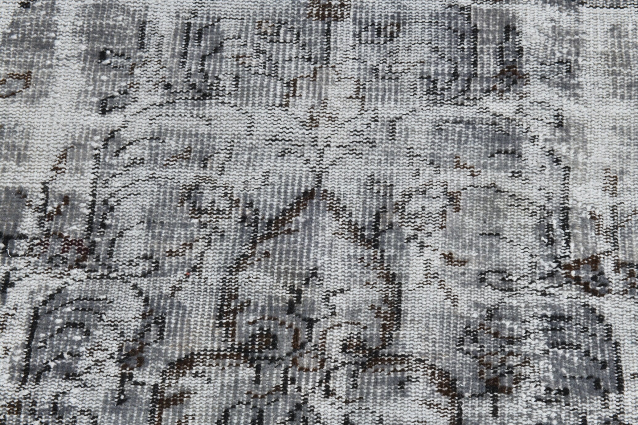 Turkish Vintage Rug 10’5’ x 5’10’