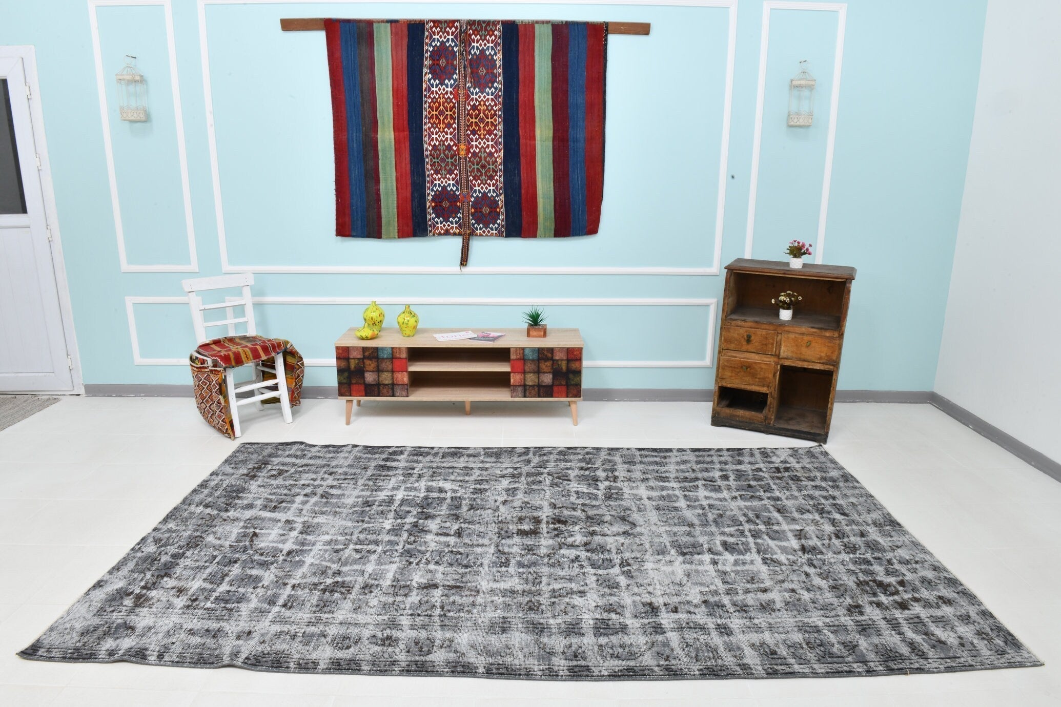 Turkish Vintage Rug 10’5’ x 5’10’
