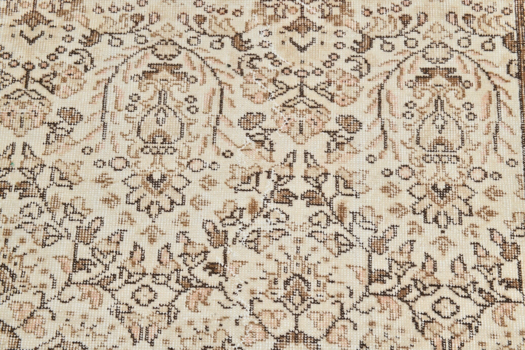 Turkish Vintage Rug 10’7’ x 6’11’