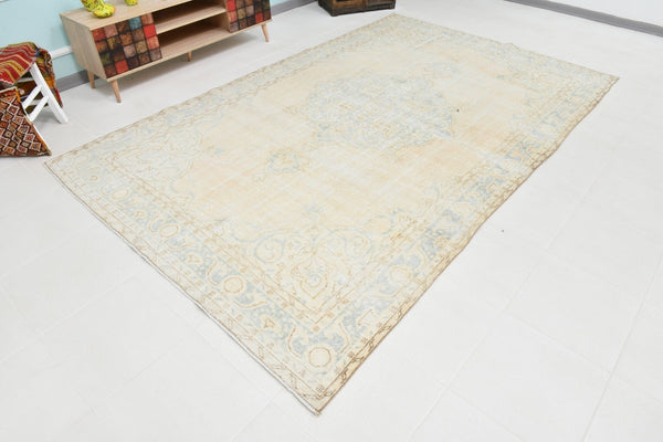 Turkish Vintage Rug 10’7’’ x 6’7’’