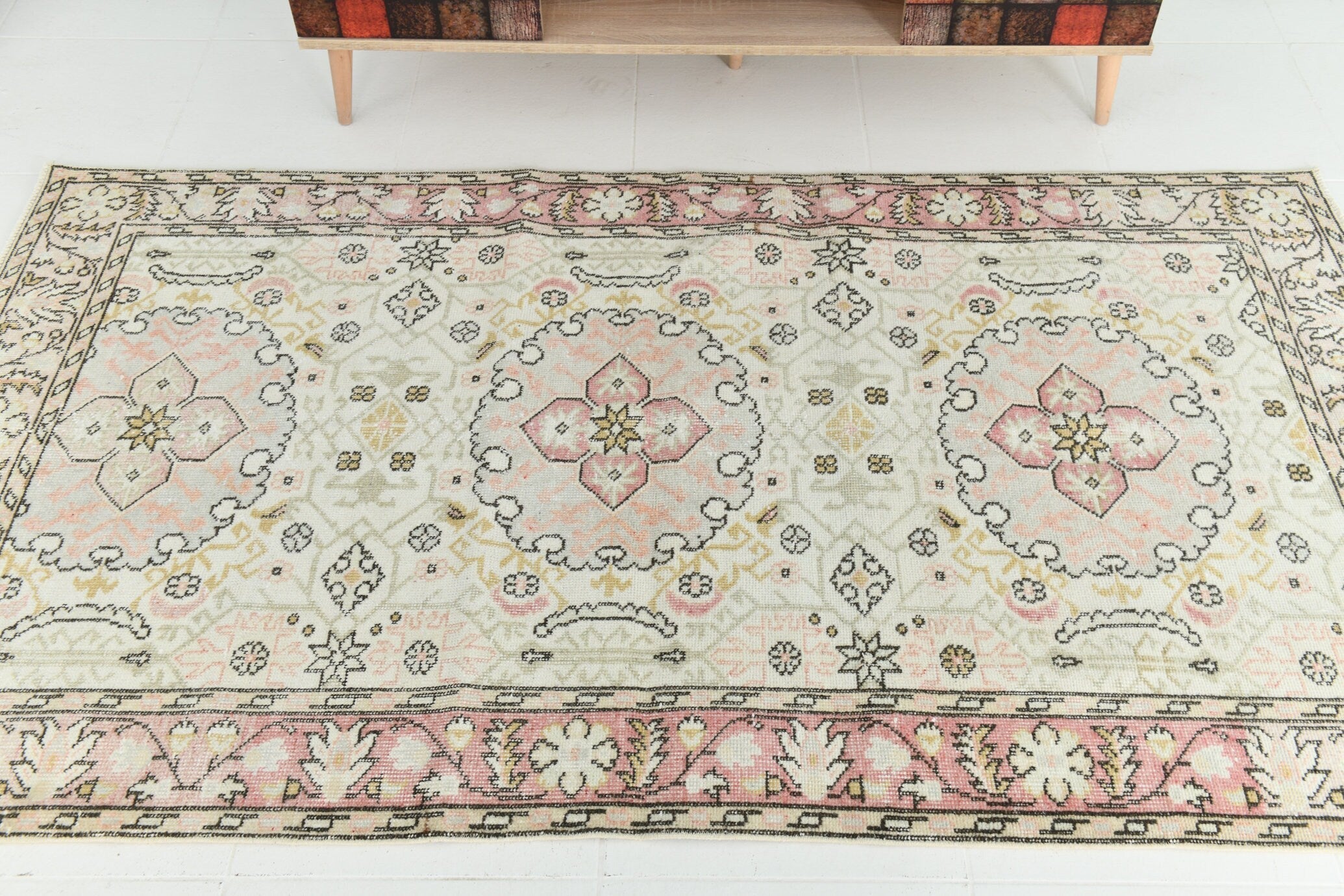 Turkish Vintage Rug 3’10’ x 6’12’