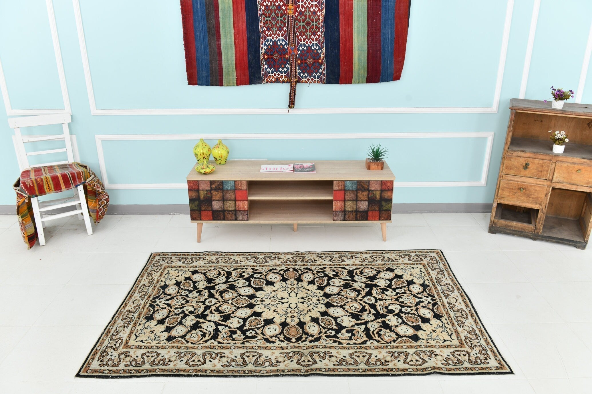 Turkish Vintage Rug 3’10’ x 6’5’