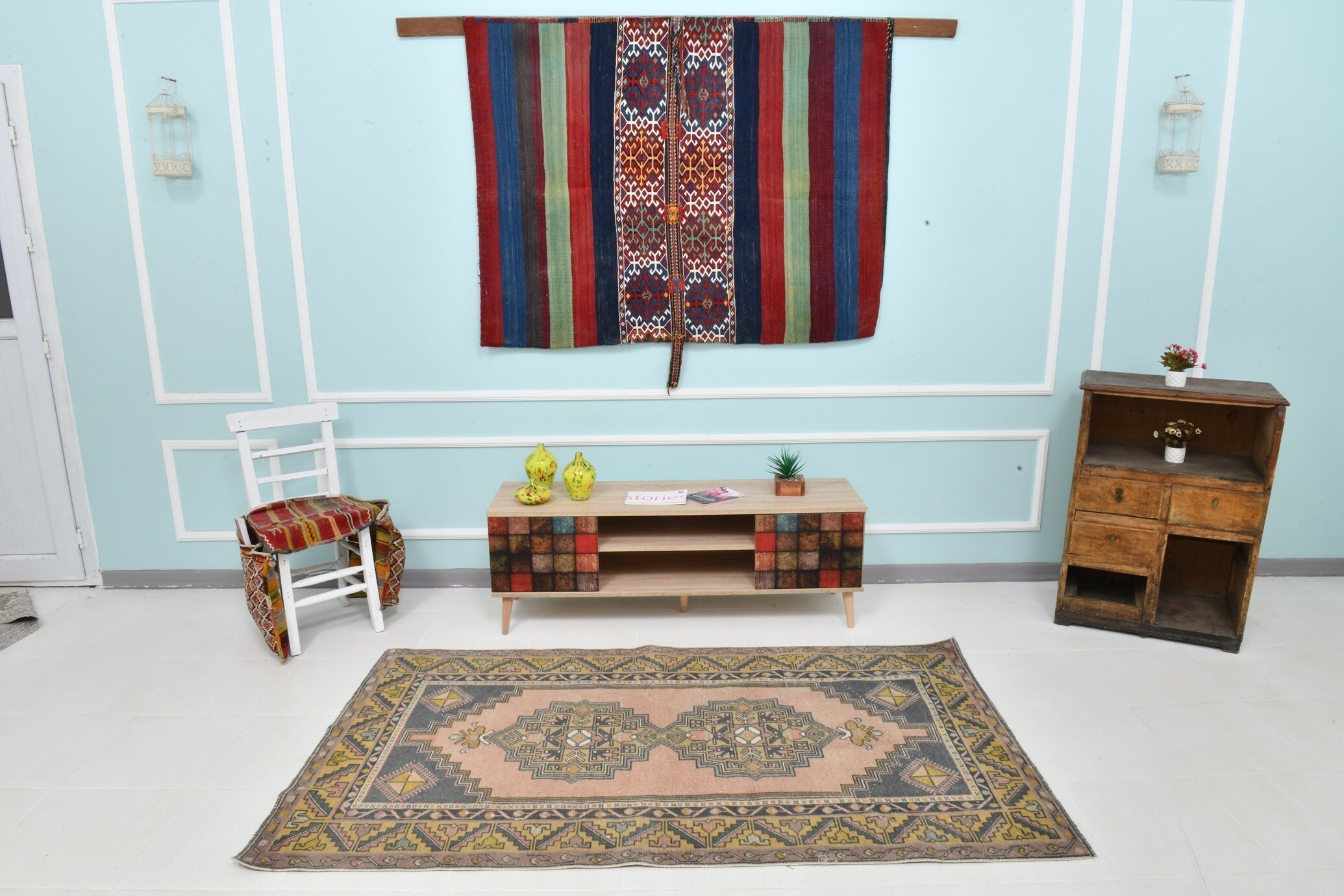 Turkish Vintage Rug 3’11’ x 6’11’