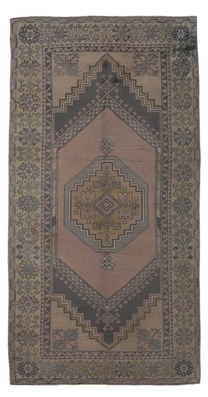 Turkish Vintage Rug 3’11’’ x 7’5’’ ft