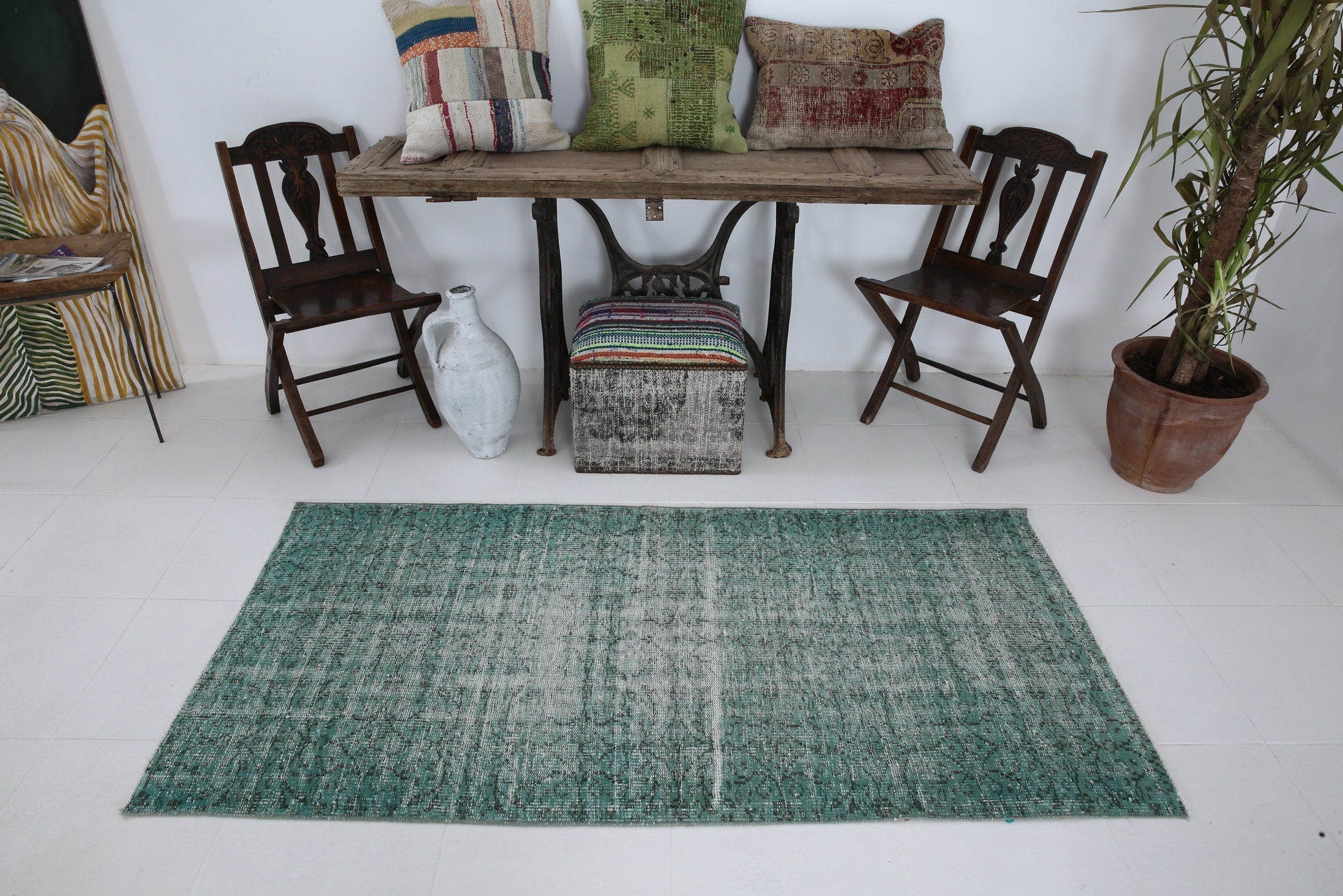 Turkish Vintage Rug  3'2" x 6'5" ft