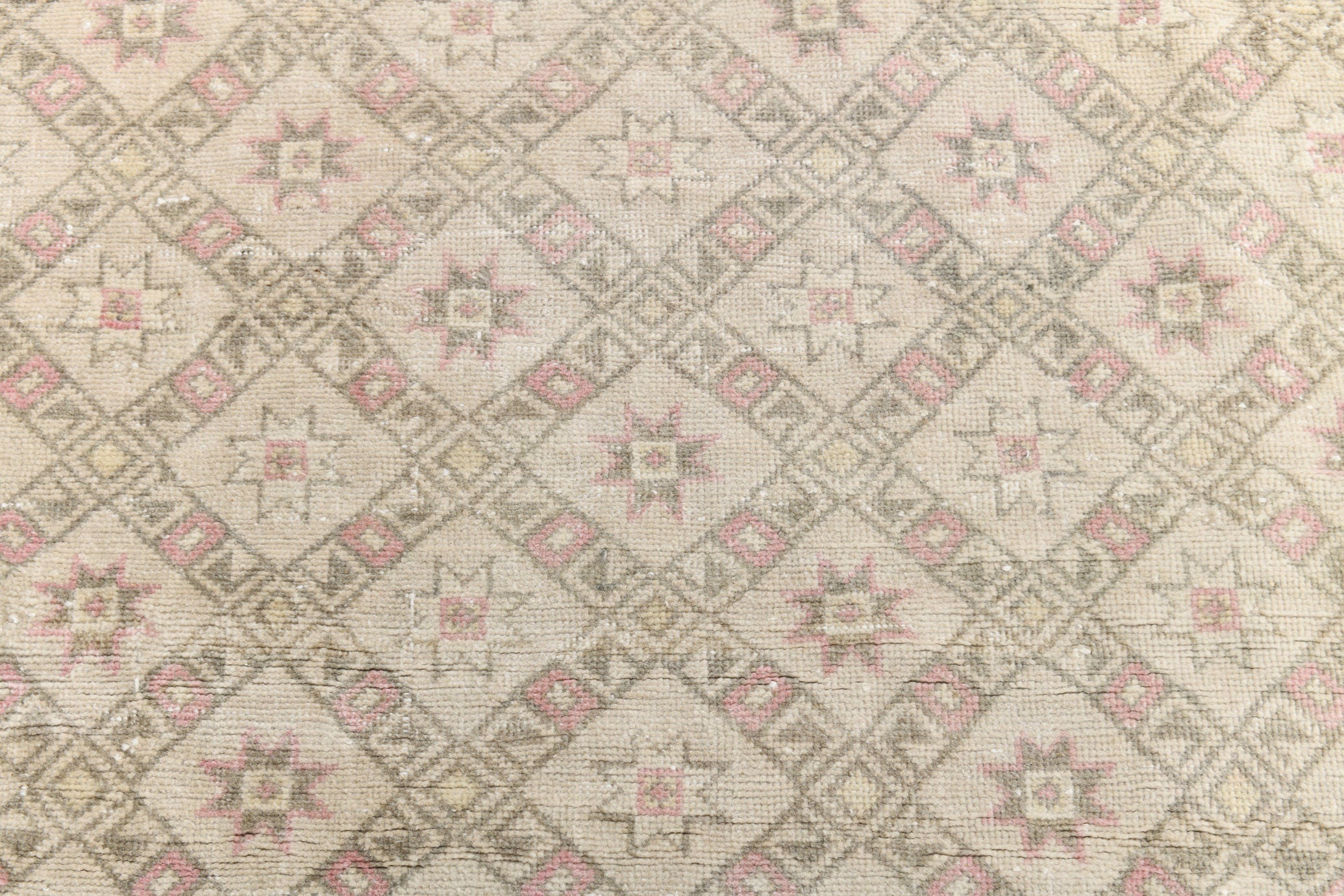 Turkish Vintage Rug  3'7" x 6'5" ft