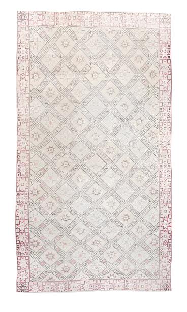 Turkish Vintage Rug  3'7" x 6'5" ft