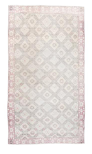 Turkish Vintage Rug  3'7" x 6'5" ft