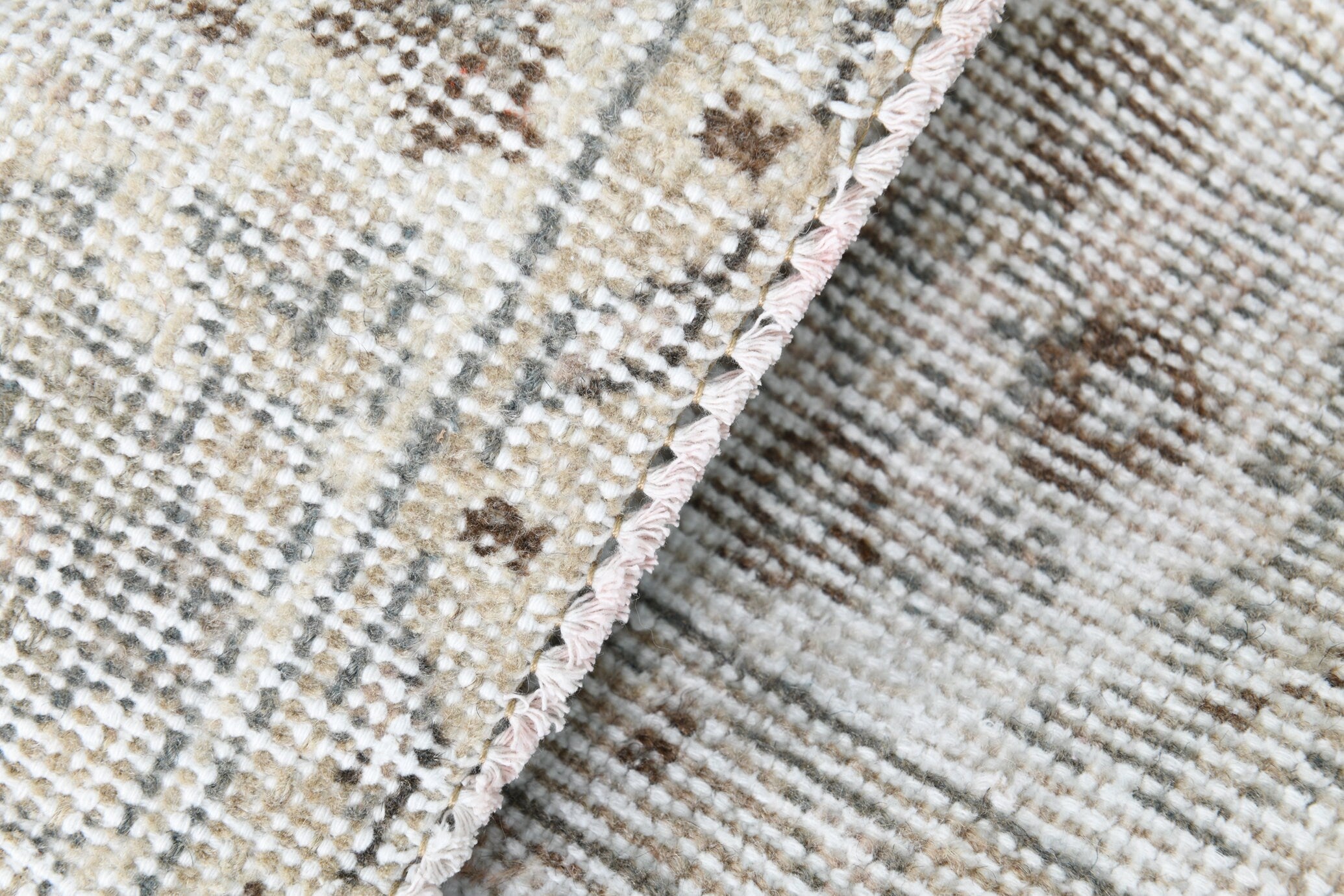 Turkish Vintage Rug 3’9’ x 6’11’
