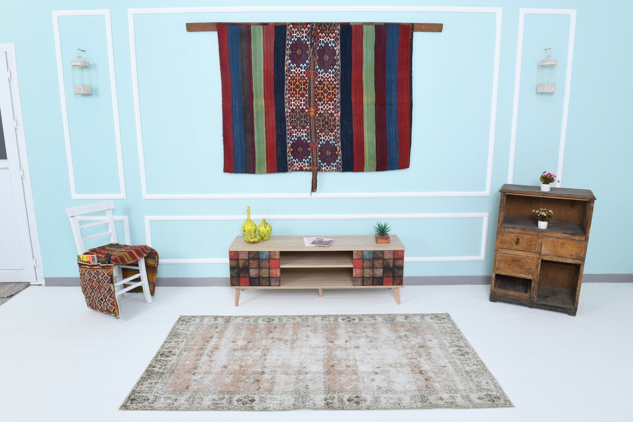 Turkish Vintage Rug 3’9’ x 6’11’