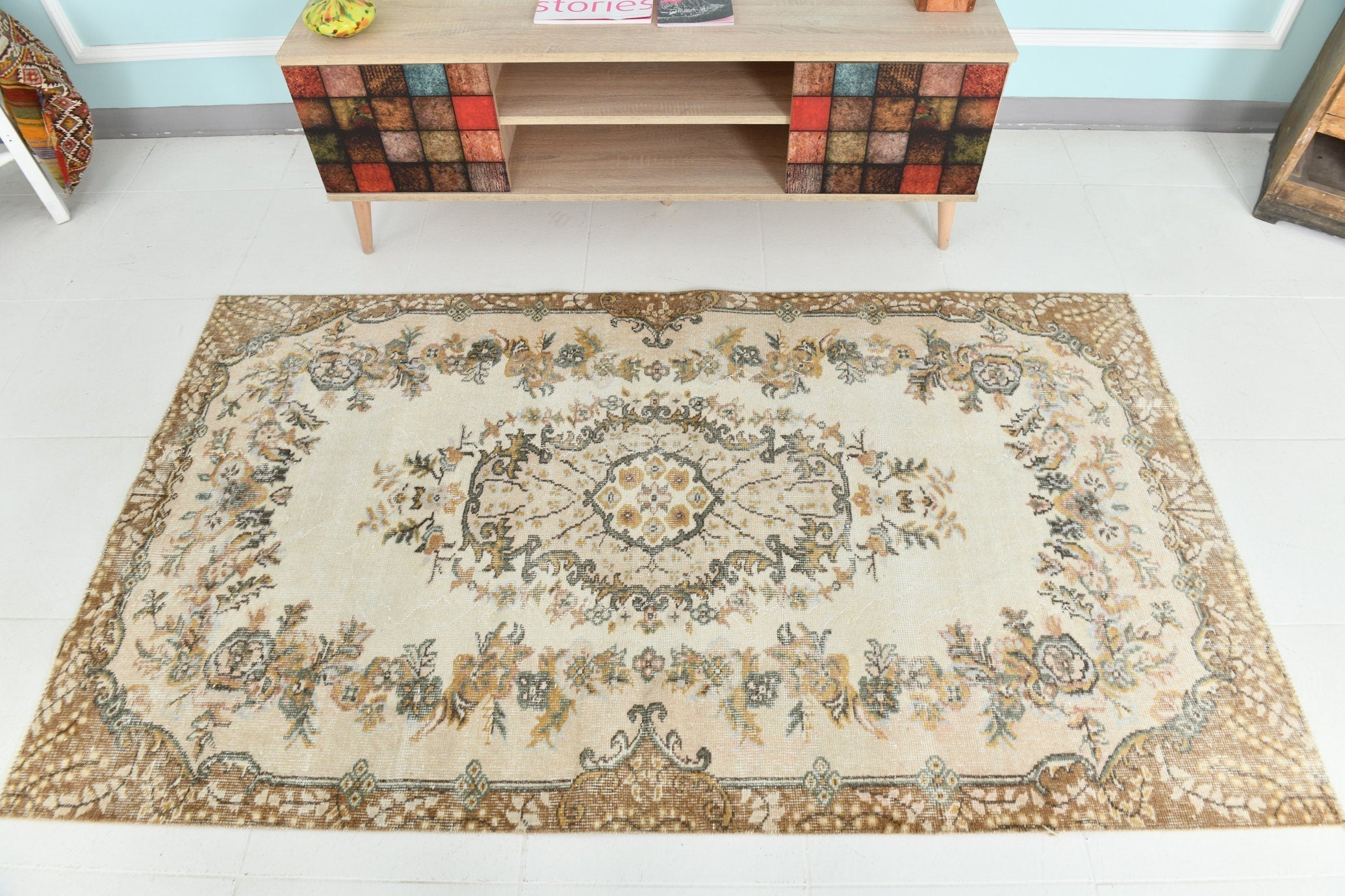 Turkish Vintage Rug 3’9’ x 6’7’