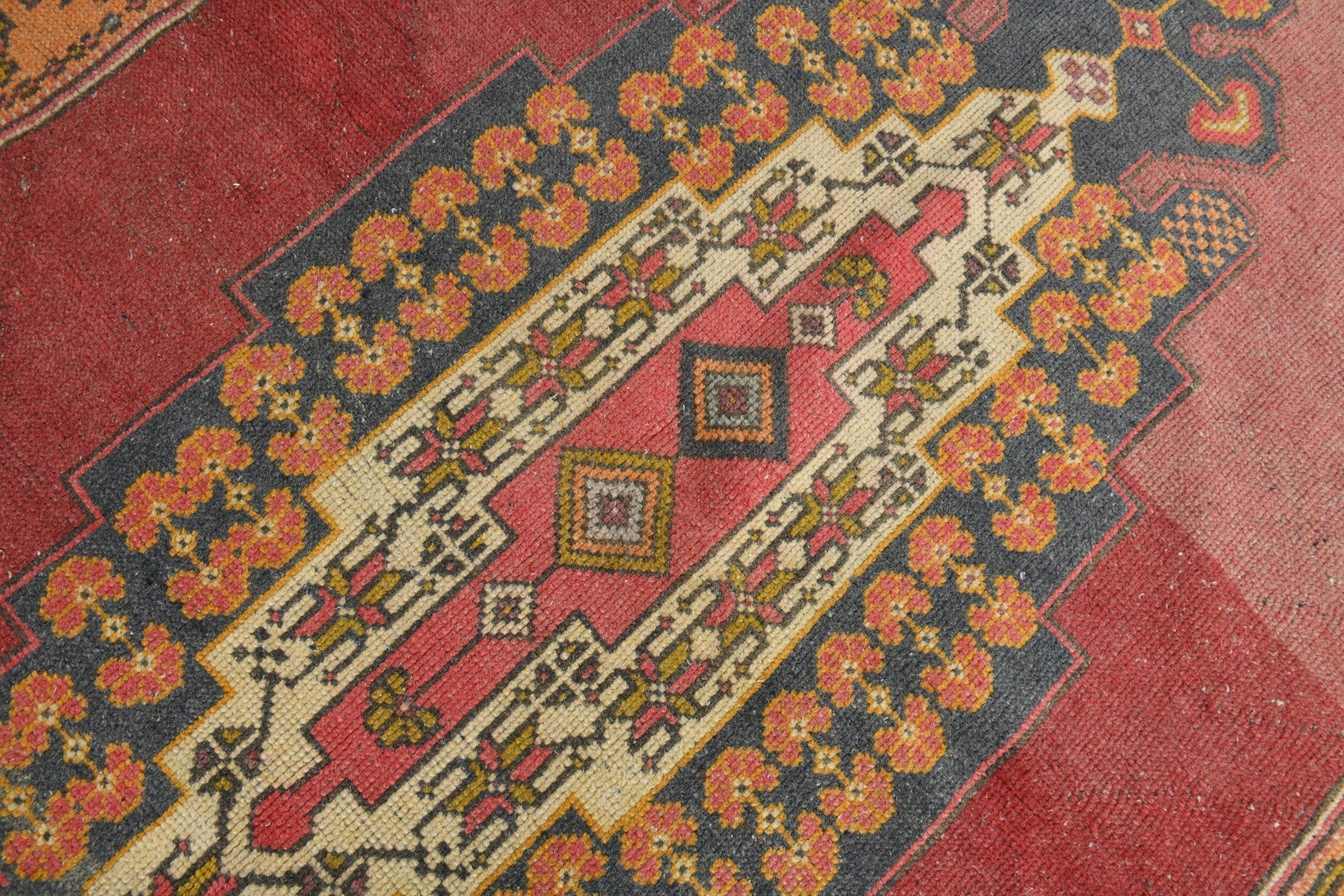 Turkish Vintage Rug 4’0’ x 6’11’