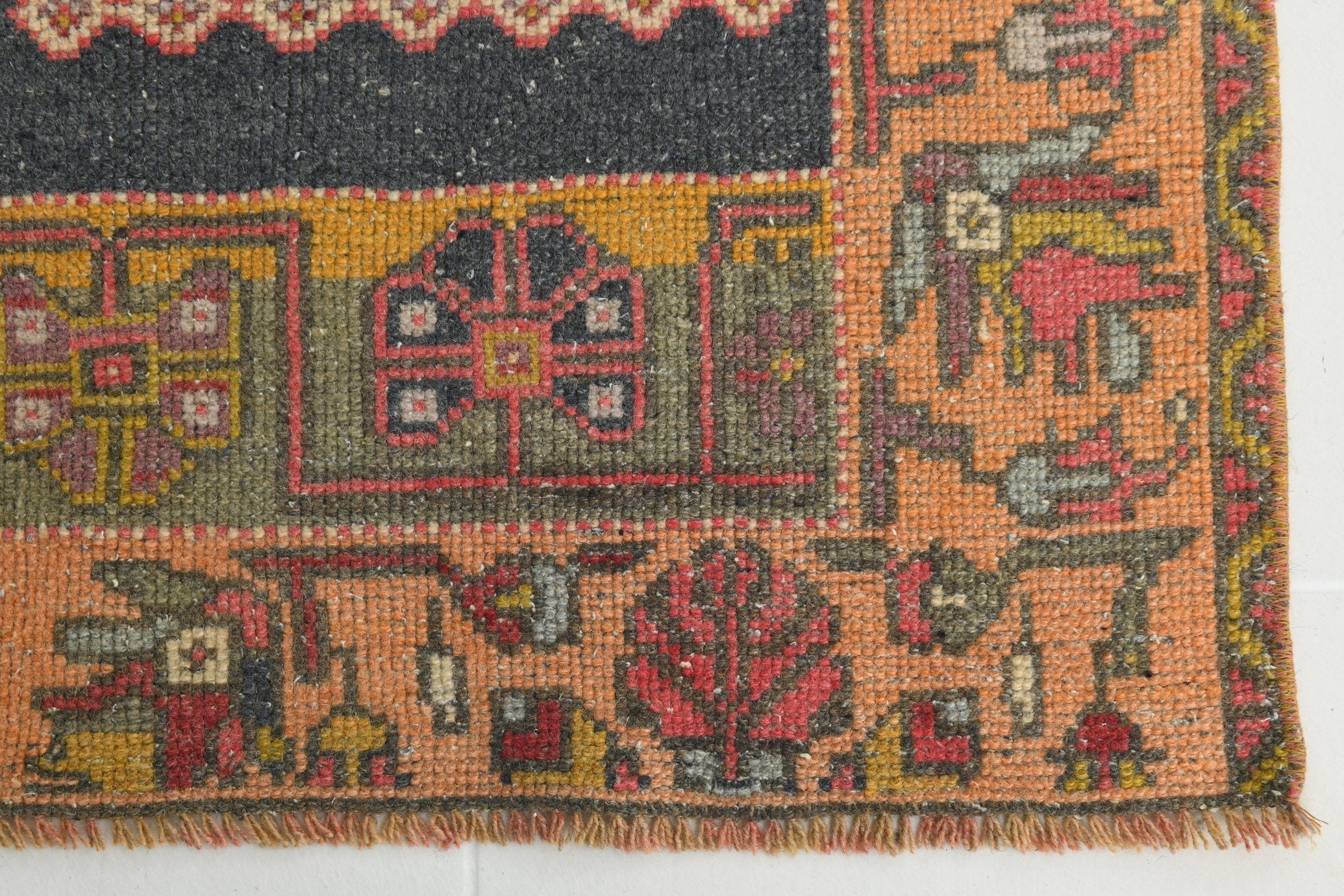 Turkish Vintage Rug 4’0’ x 6’11’