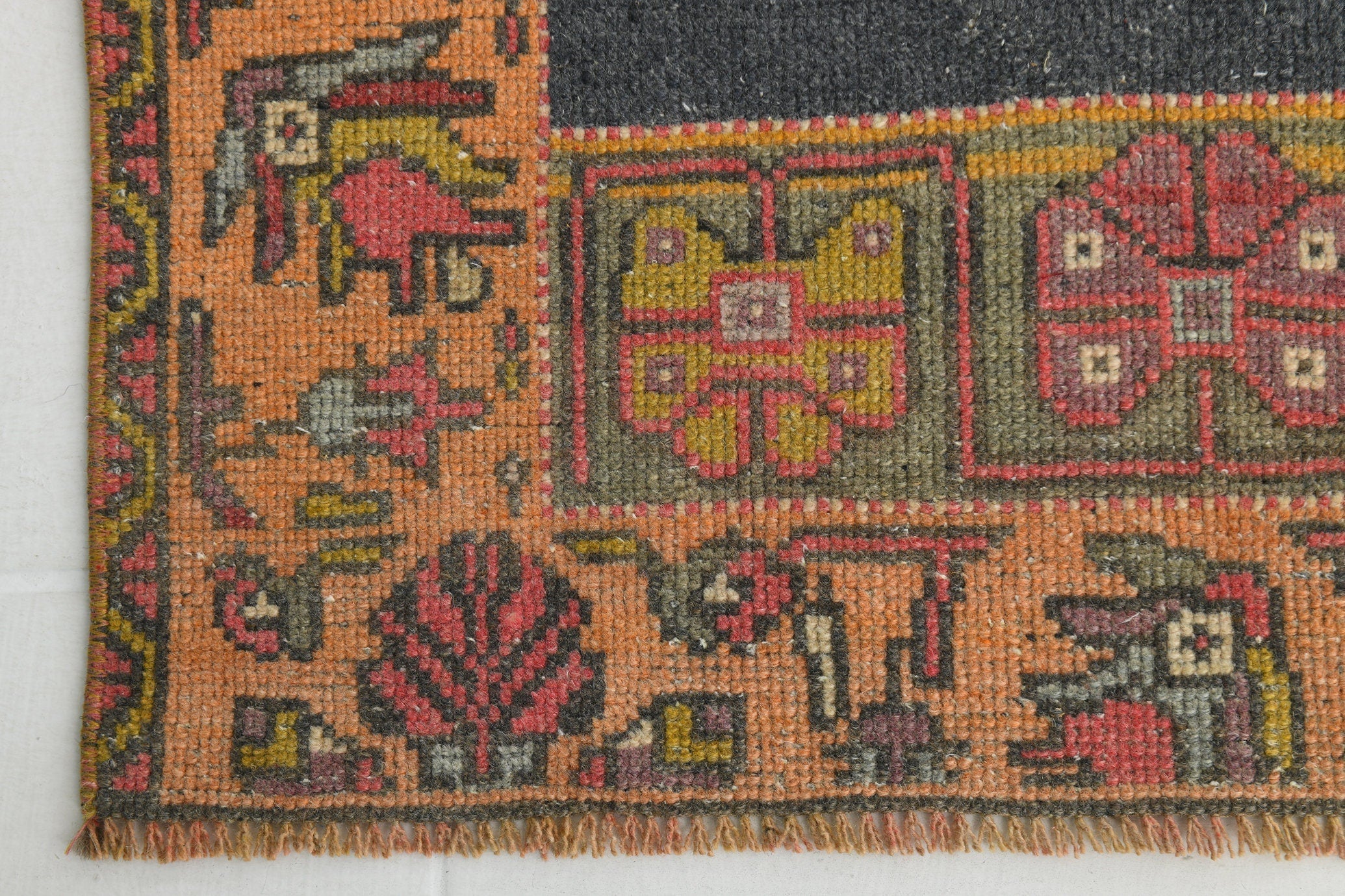 Turkish Vintage Rug 4’0’ x 6’11’