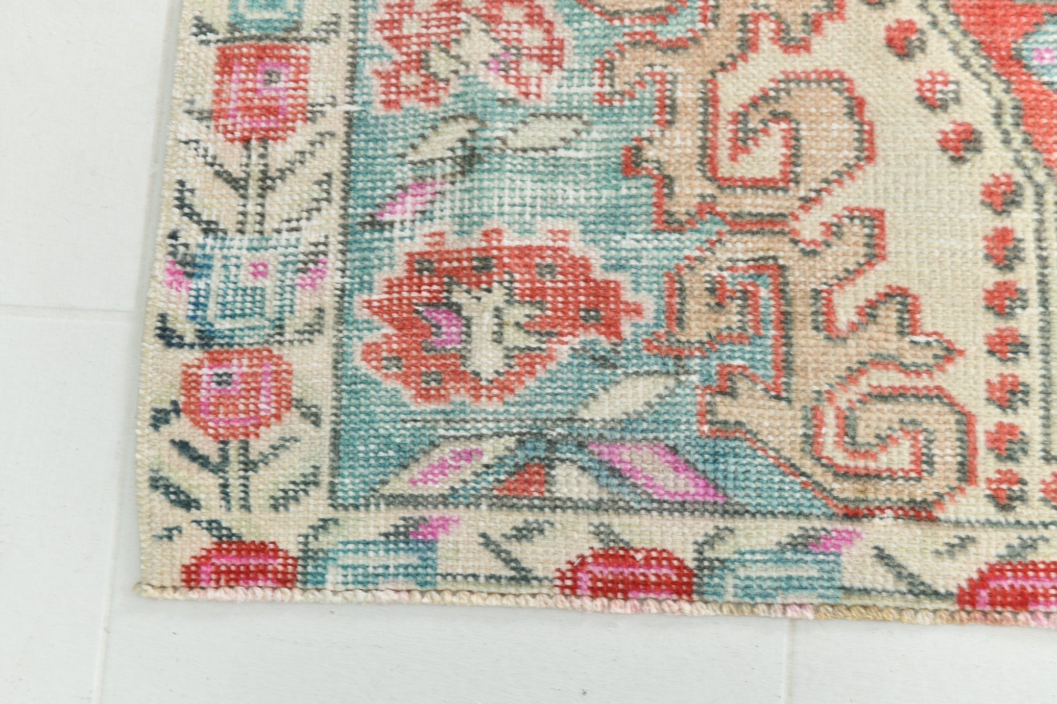 Turkish Vintage Rug 4’1’ x 7’2’