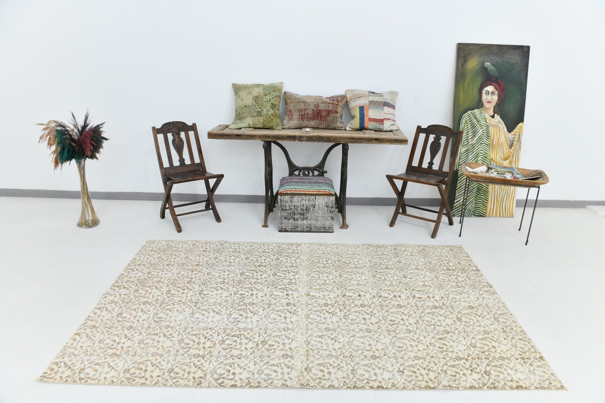 Turkish Vintage Rug  4'10" x 8'2" ft