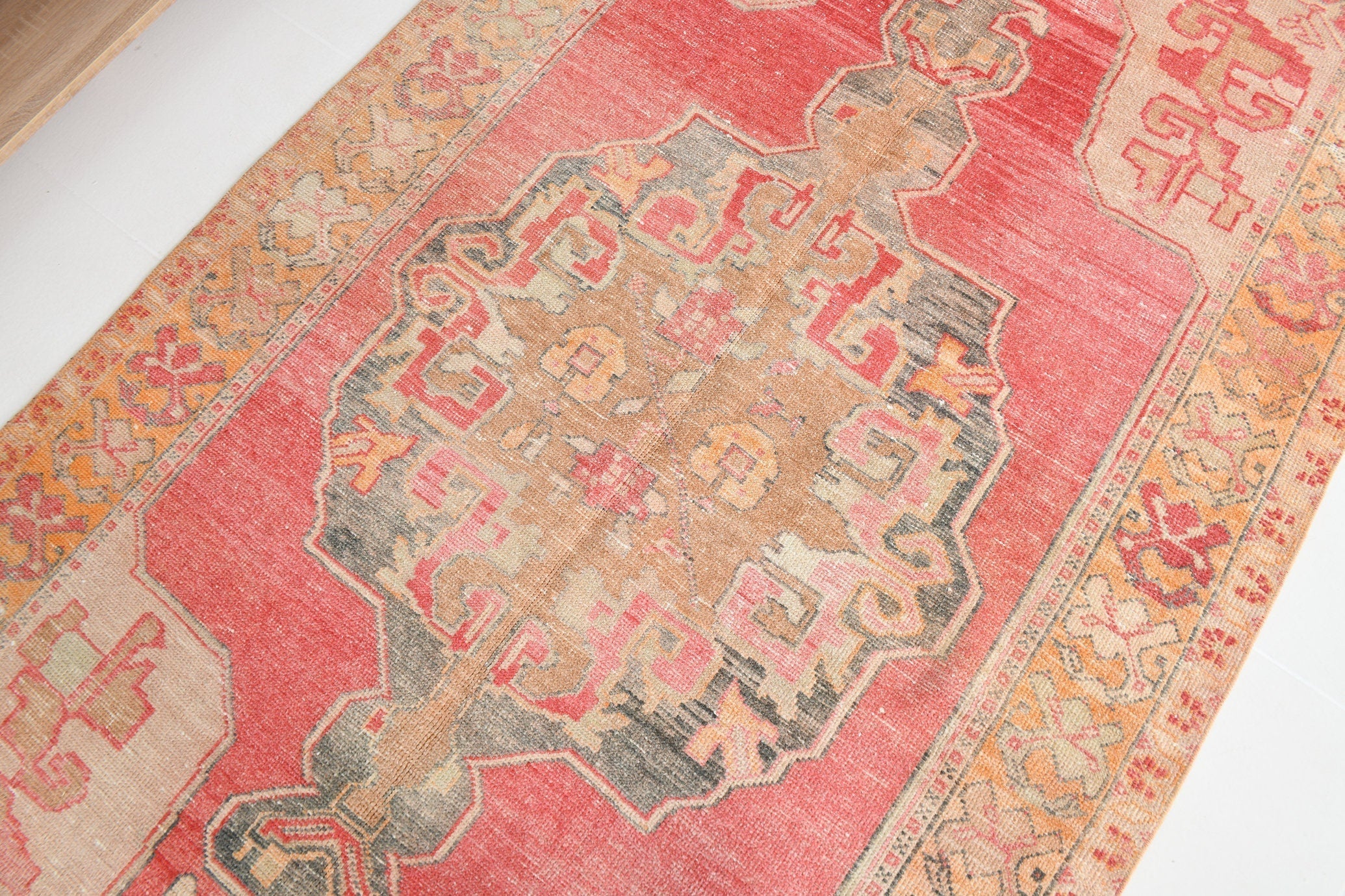 Turkish Vintage Rug 4’10’ x 9’4’