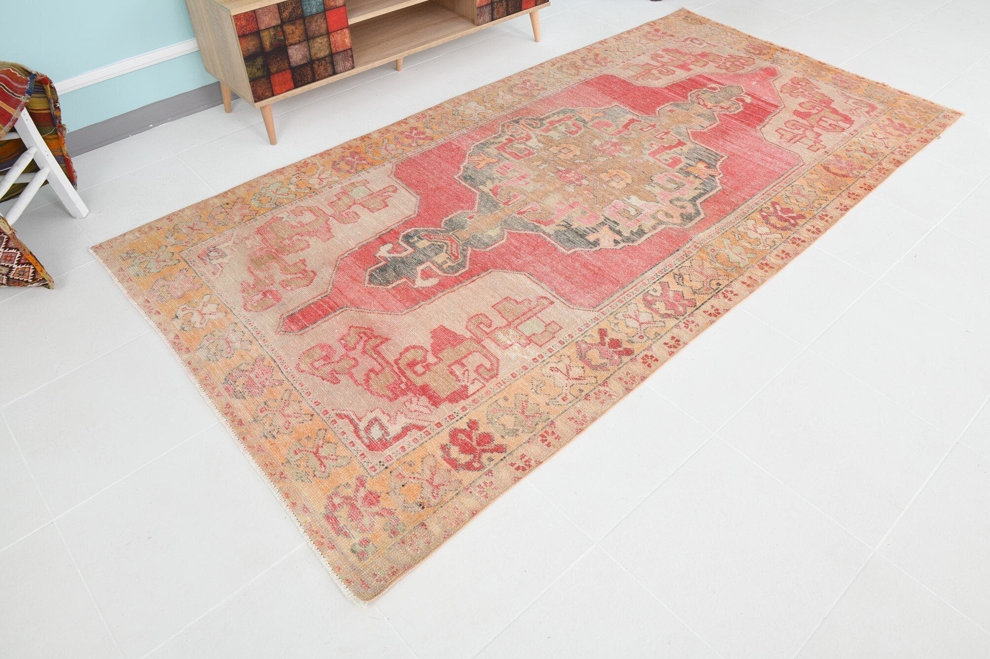 Turkish Vintage Rug 4’10’ x 9’4’