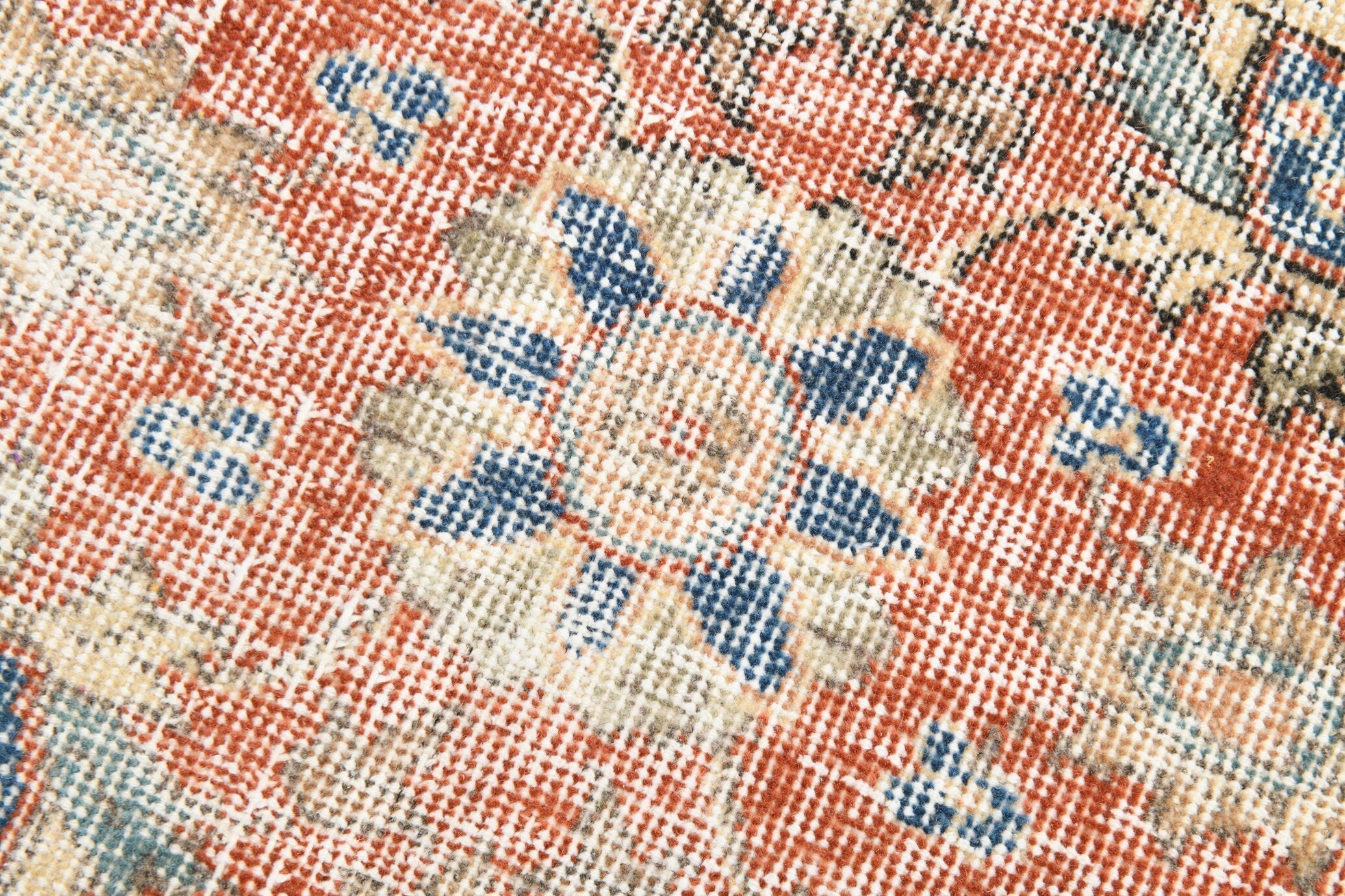 Turkish Vintage Rug  4'11" x 8'6" ft