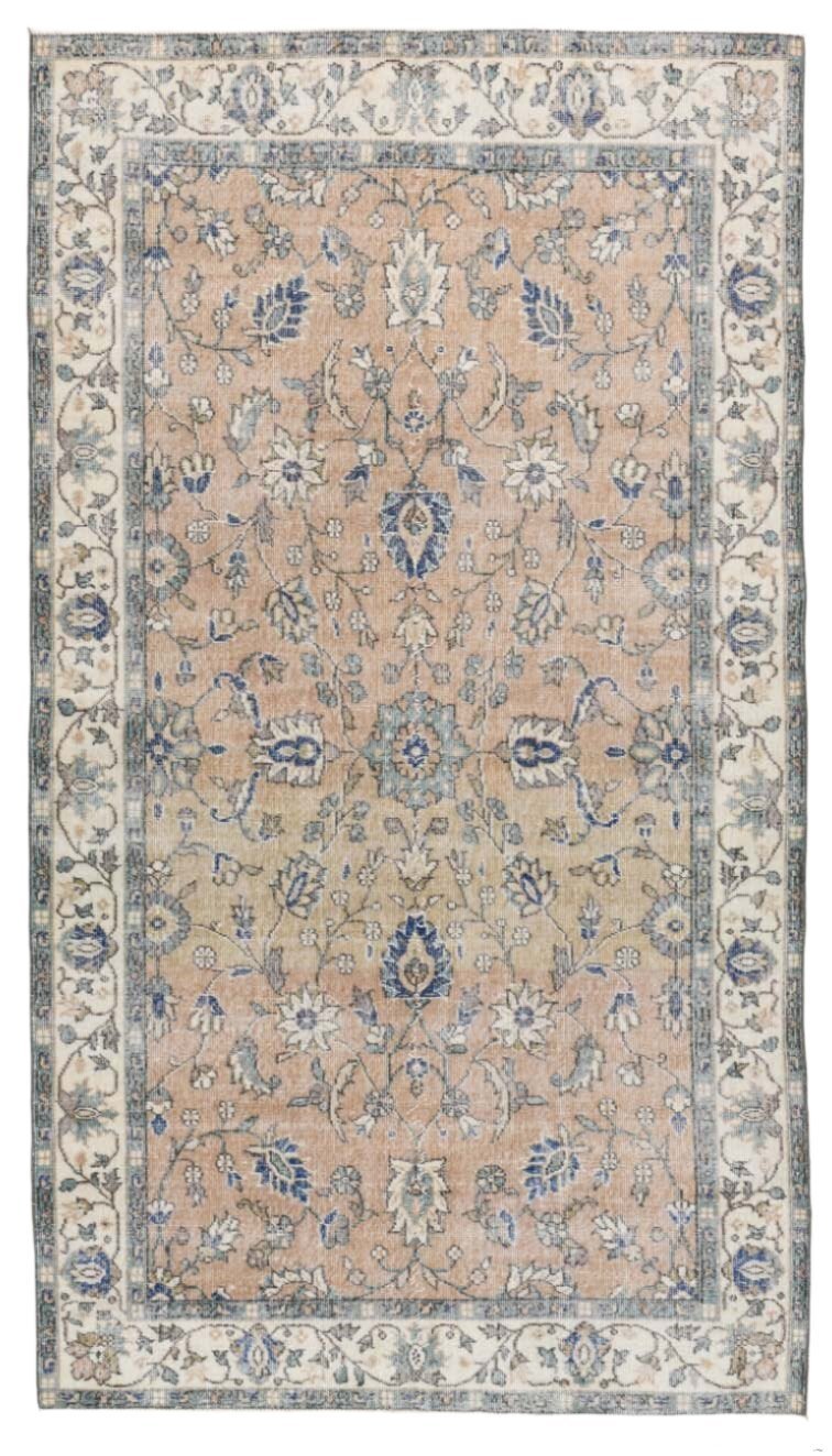 Turkish Vintage Rug  4'11" x 8'9" ft