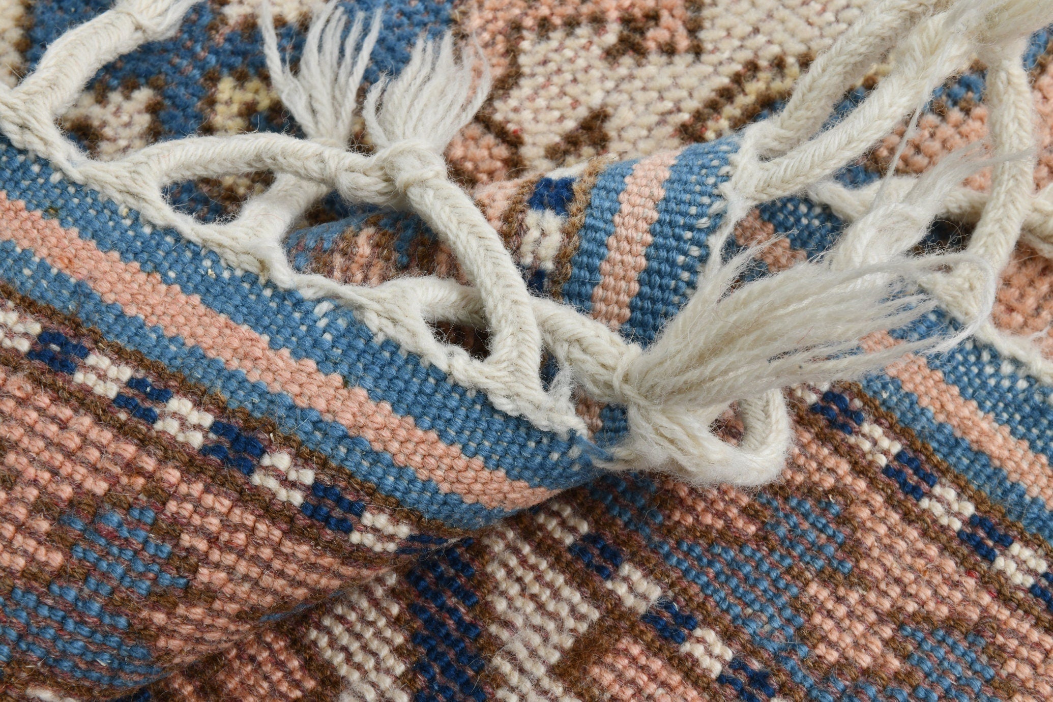 Turkish Vintage Rug 4’2’ x 6’7’
