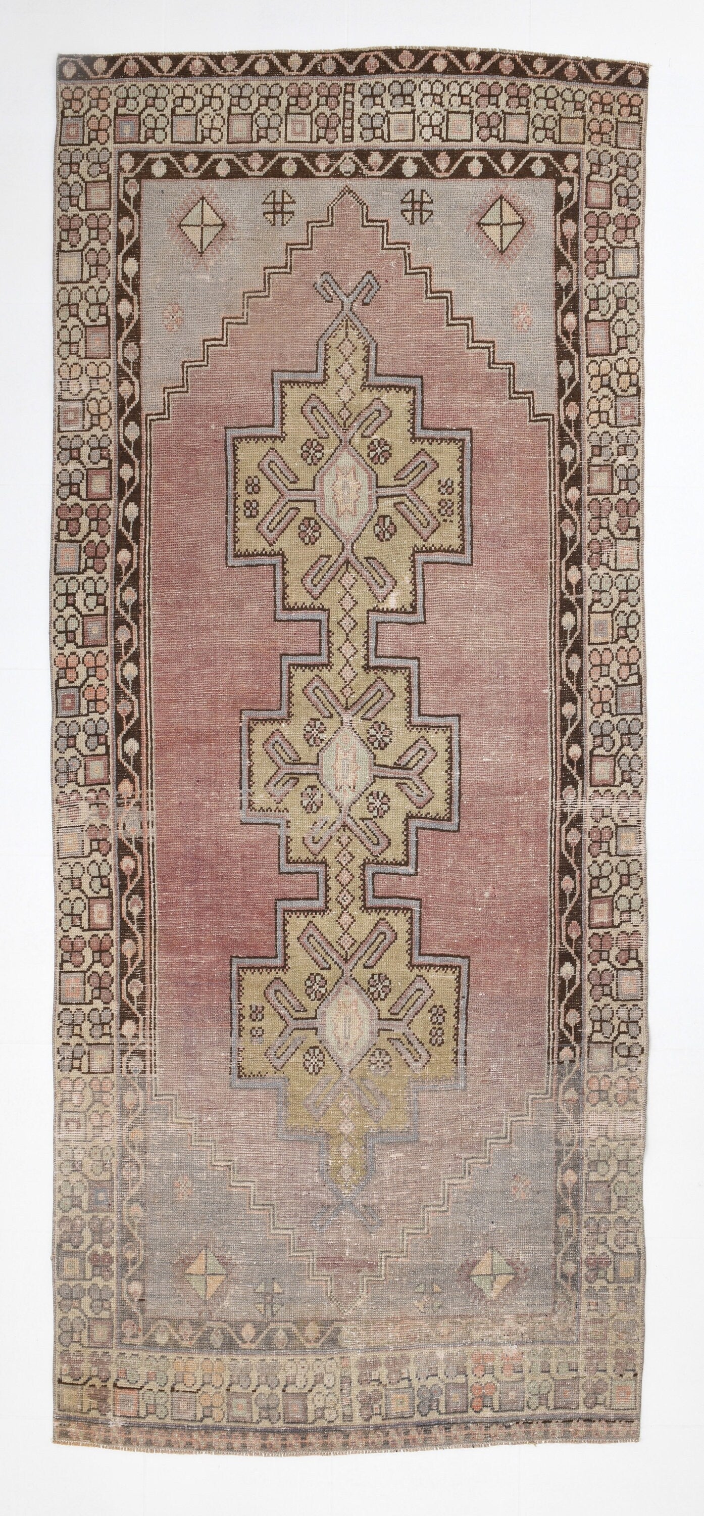 Turkish Vintage Rug  4'2" x 9'11" ft
