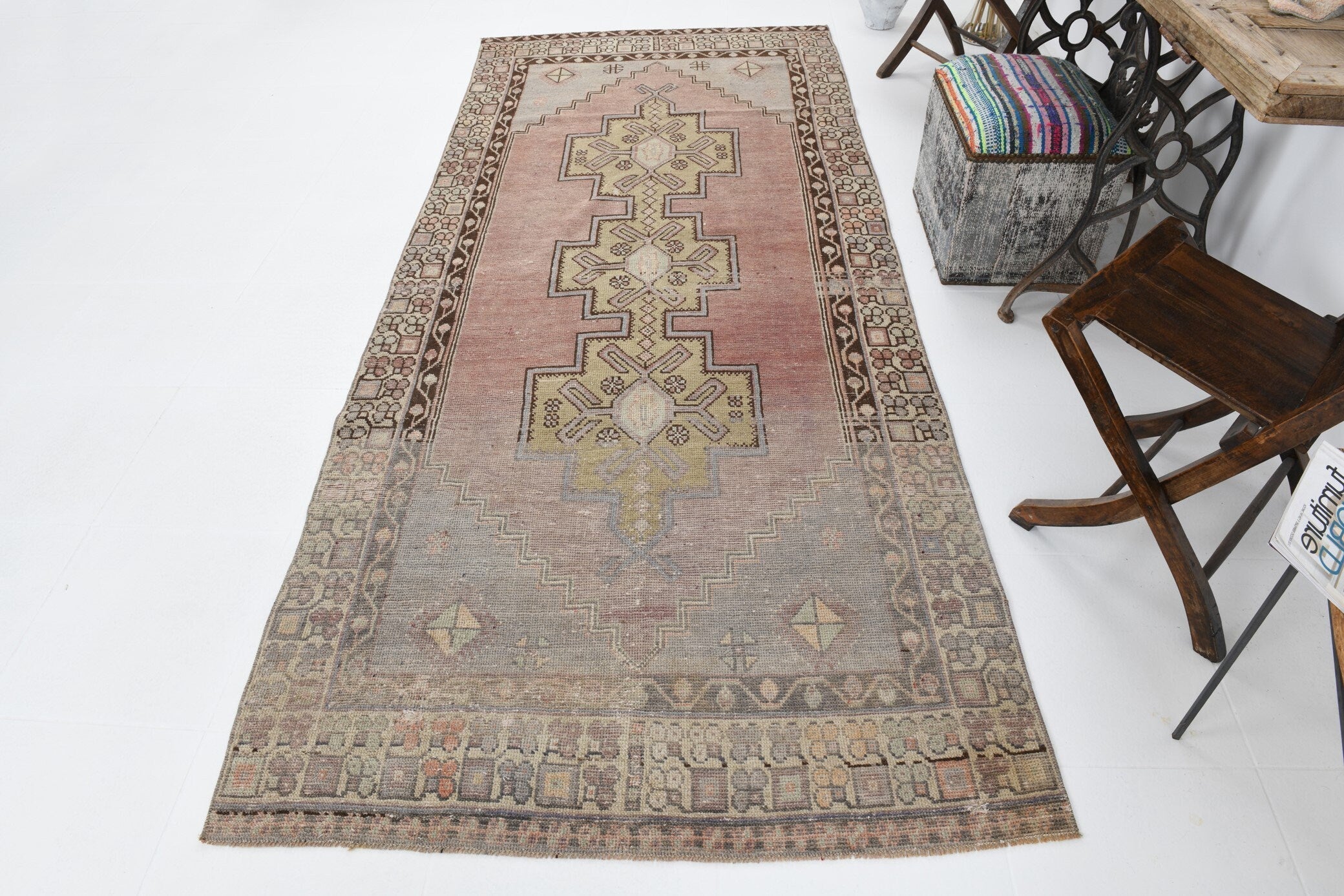 Turkish Vintage Rug  4'2" x 9'11" ft