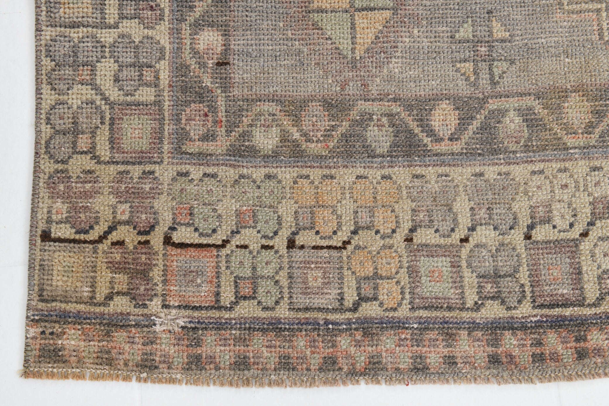 Turkish Vintage Rug  4'2" x 9'11" ft