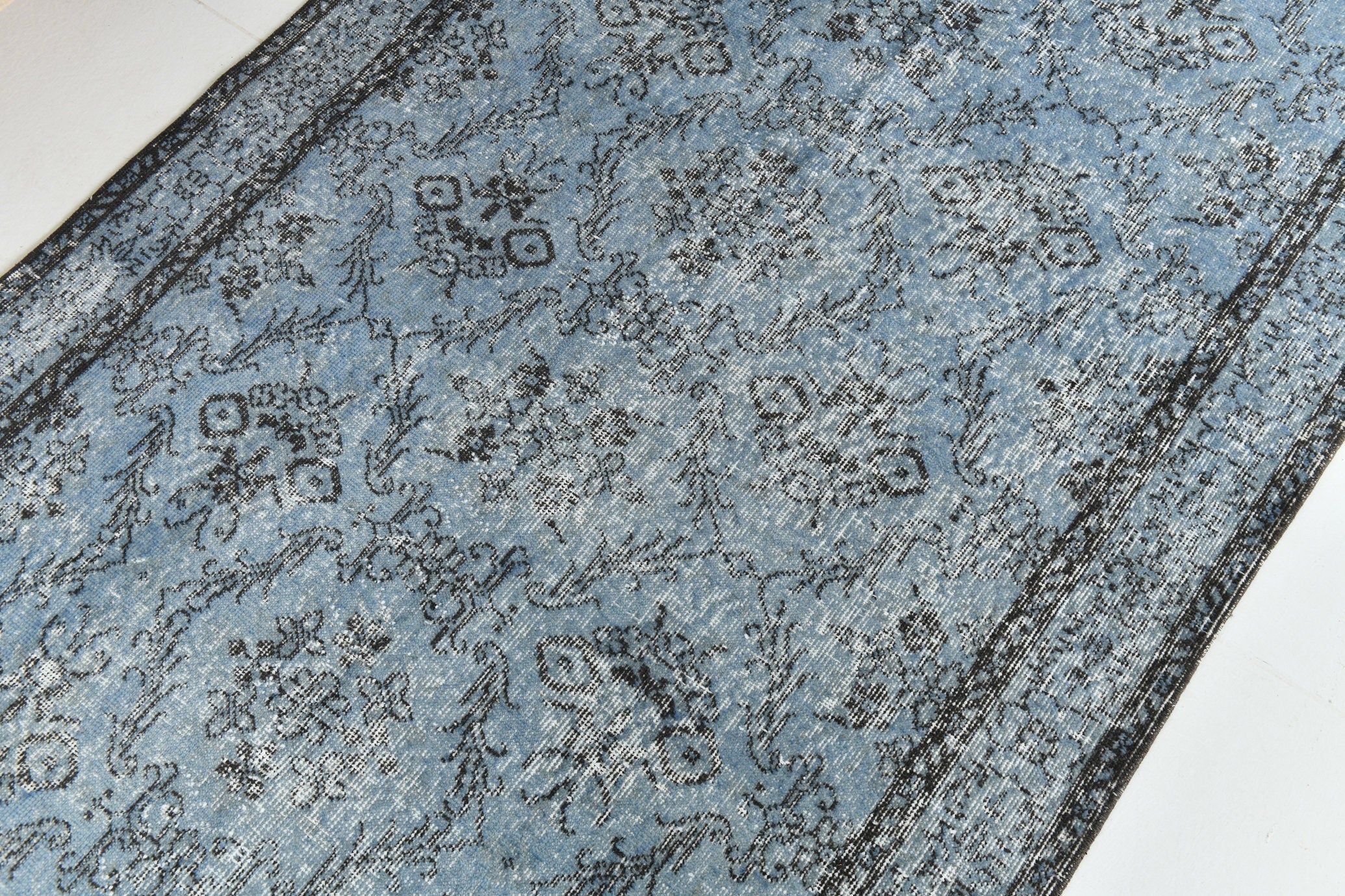 Turkish Vintage Rug 4’3’ x 7’3’