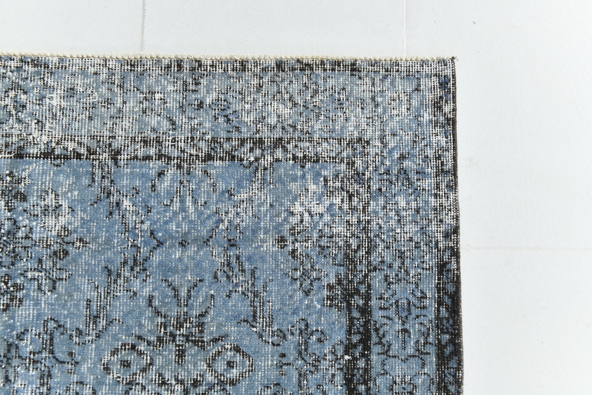 Turkish Vintage Rug 4’3’ x 7’3’