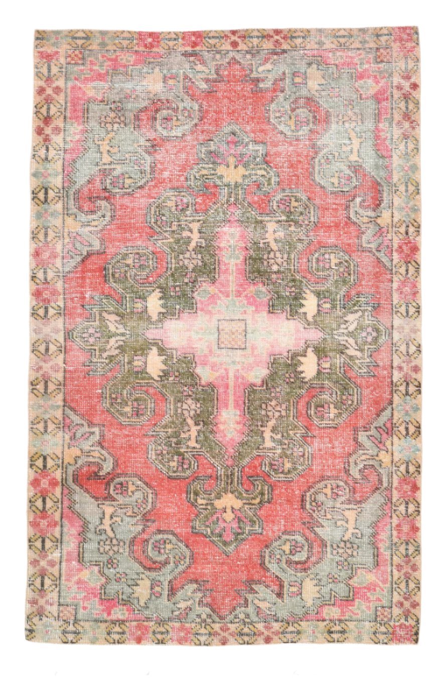 Turkish Vintage Rug  4'4" x 6'12" ft