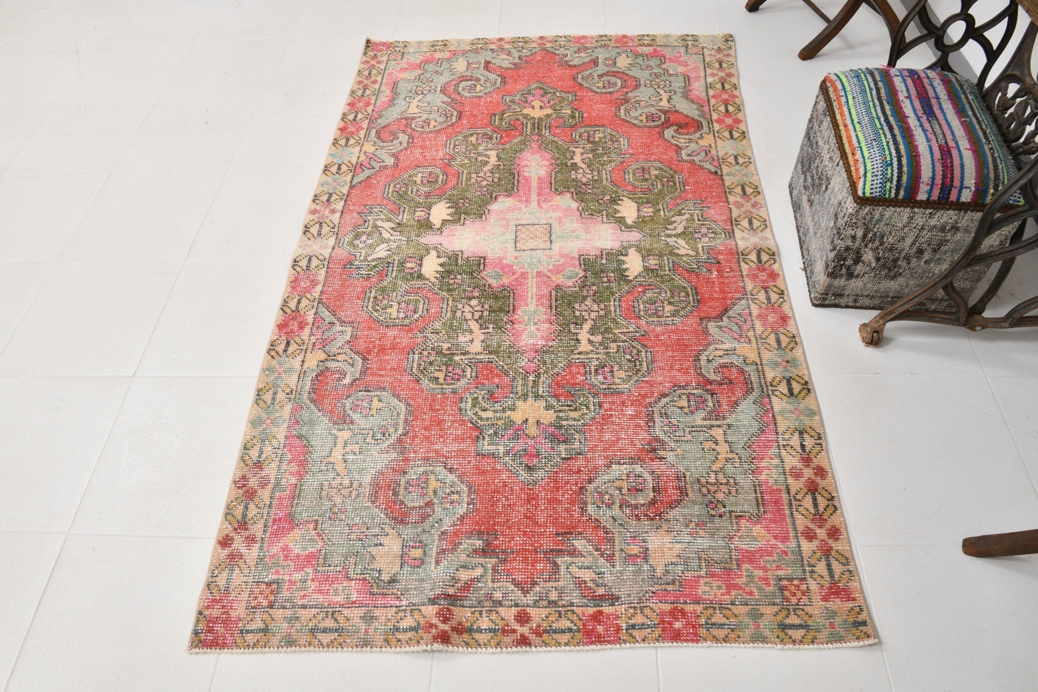 Turkish Vintage Rug  4'4" x 6'12" ft