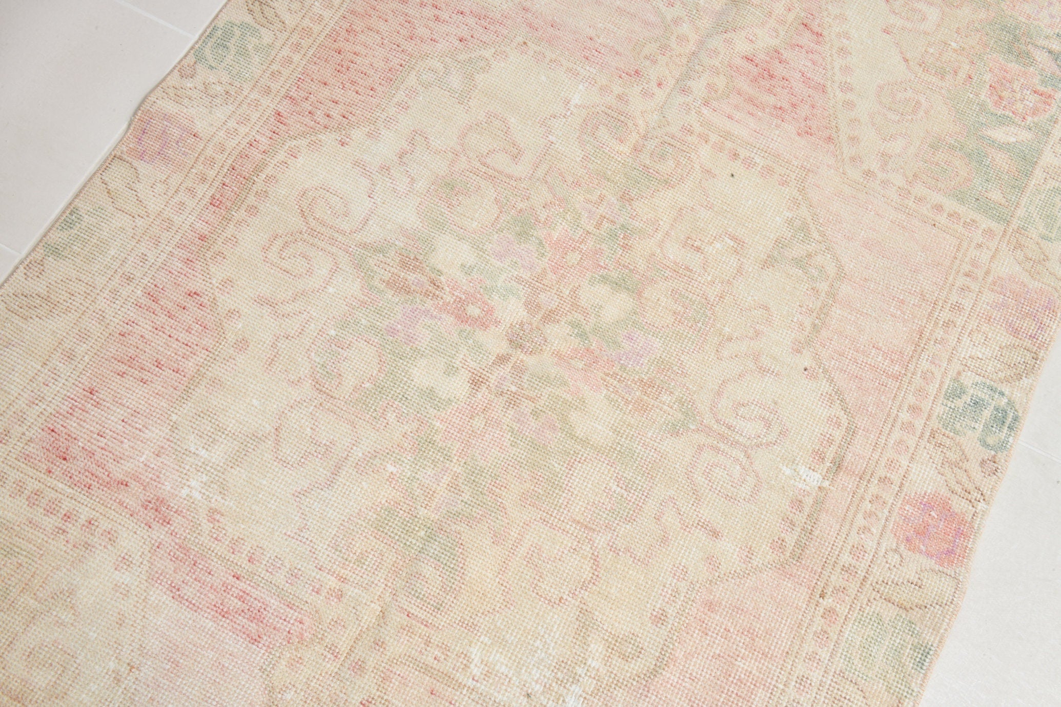 Turkish Vintage Rug 4’4’ x 7’1’