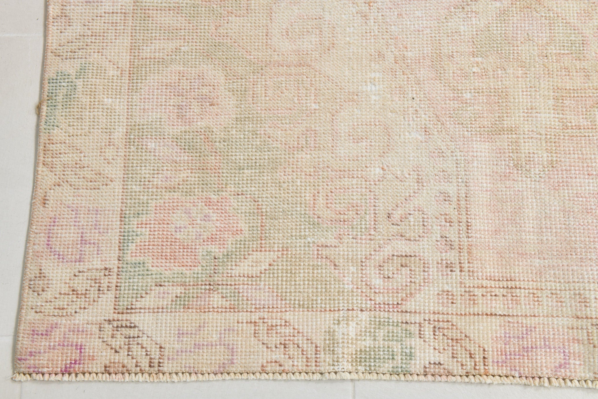 Turkish Vintage Rug 4’4’ x 7’1’