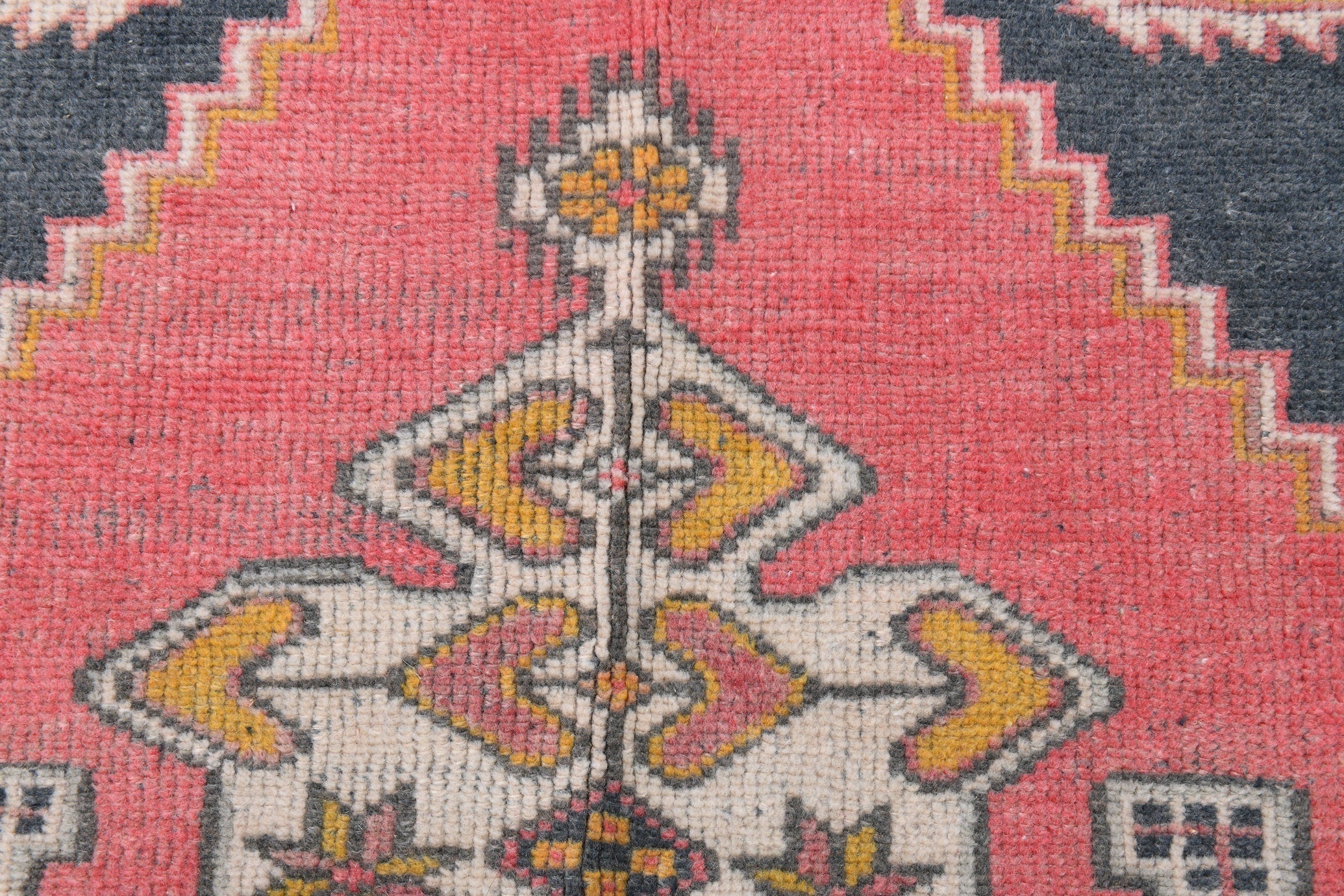 Turkish Vintage Rug 4’4’ x 7’3’