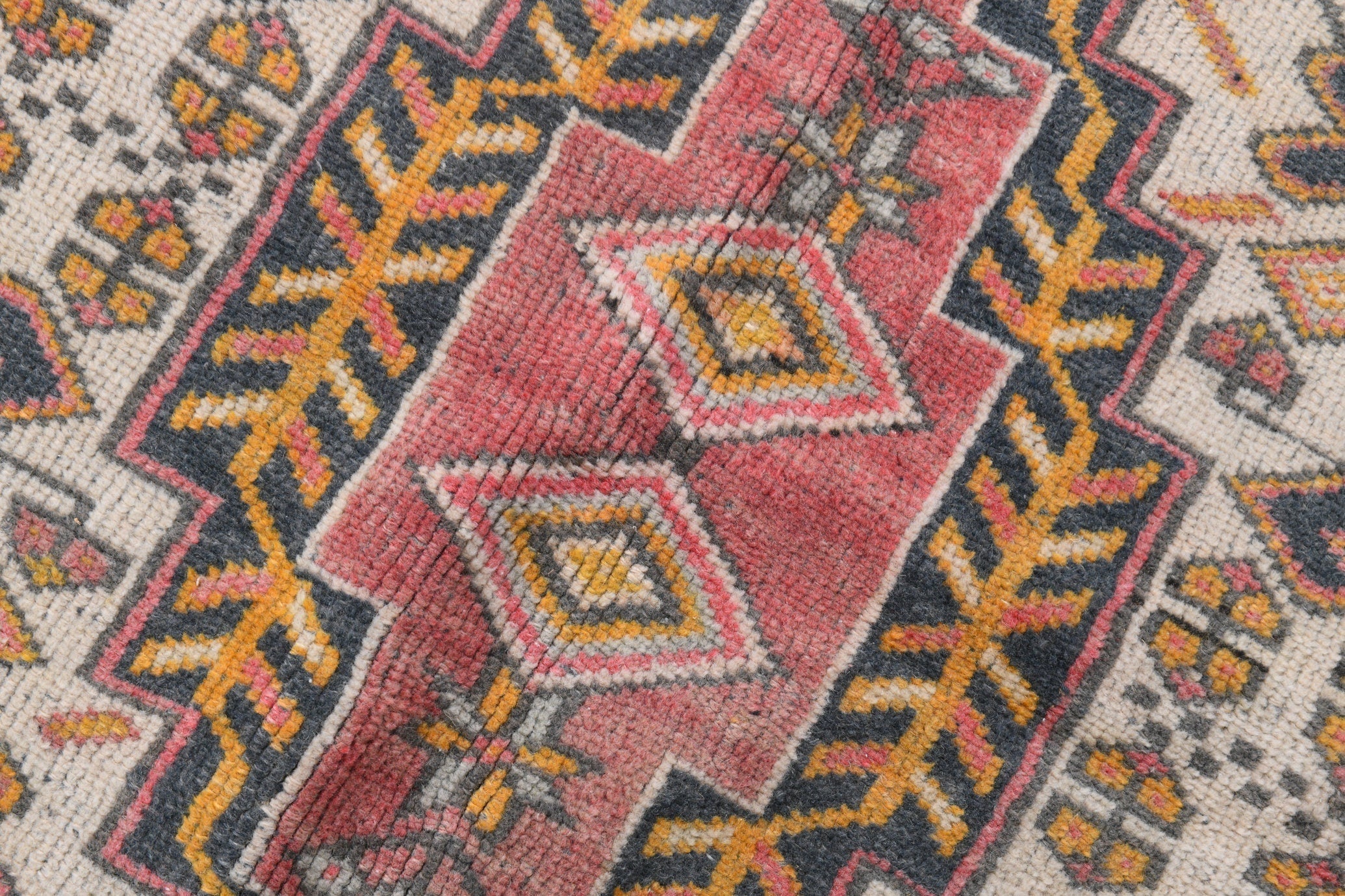 Turkish Vintage Rug 4’4’ x 7’3’