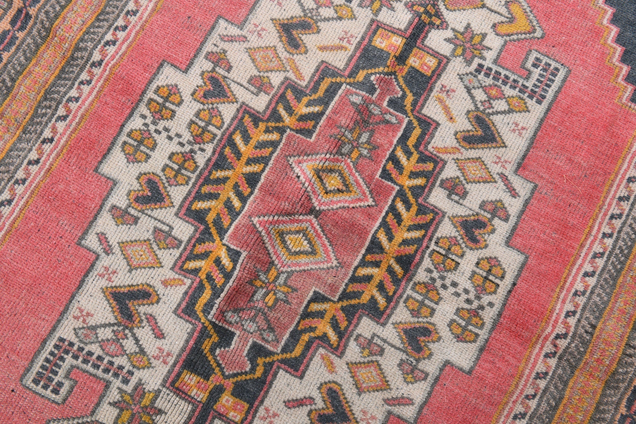 Turkish Vintage Rug 4’4’ x 7’3’