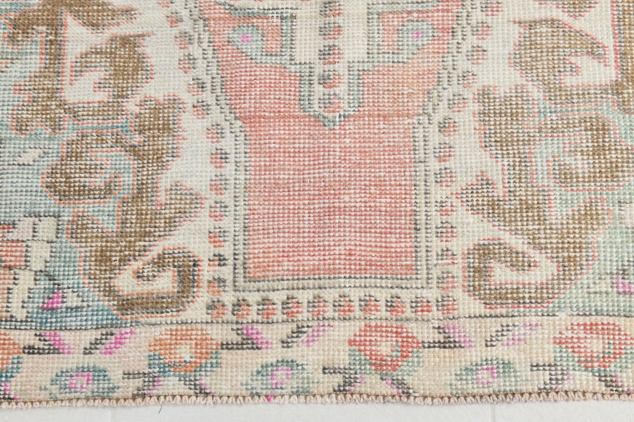 Turkish Vintage Rug 4’4’ x 7’9’