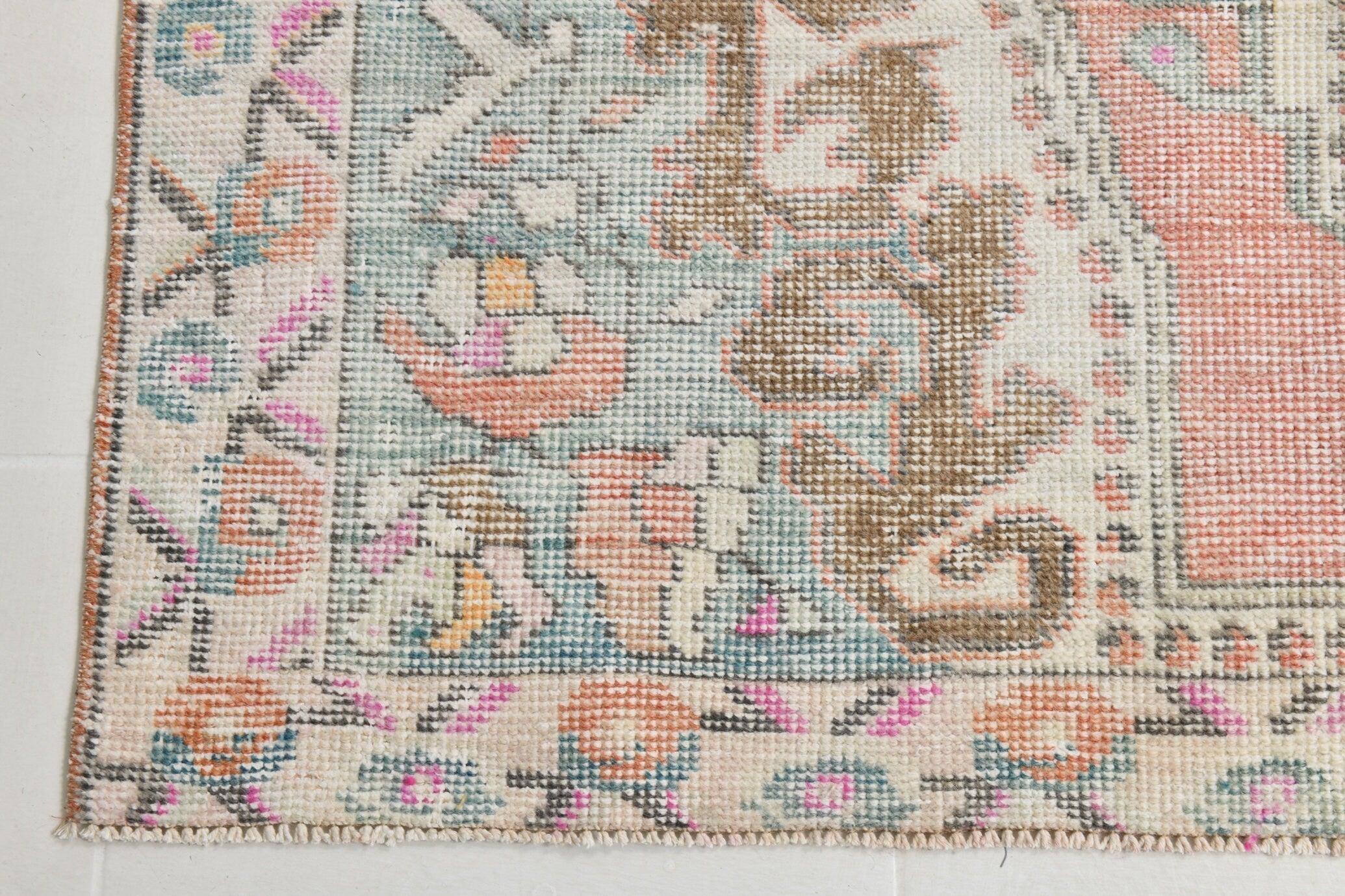 Turkish Vintage Rug 4’4’ x 7’9’