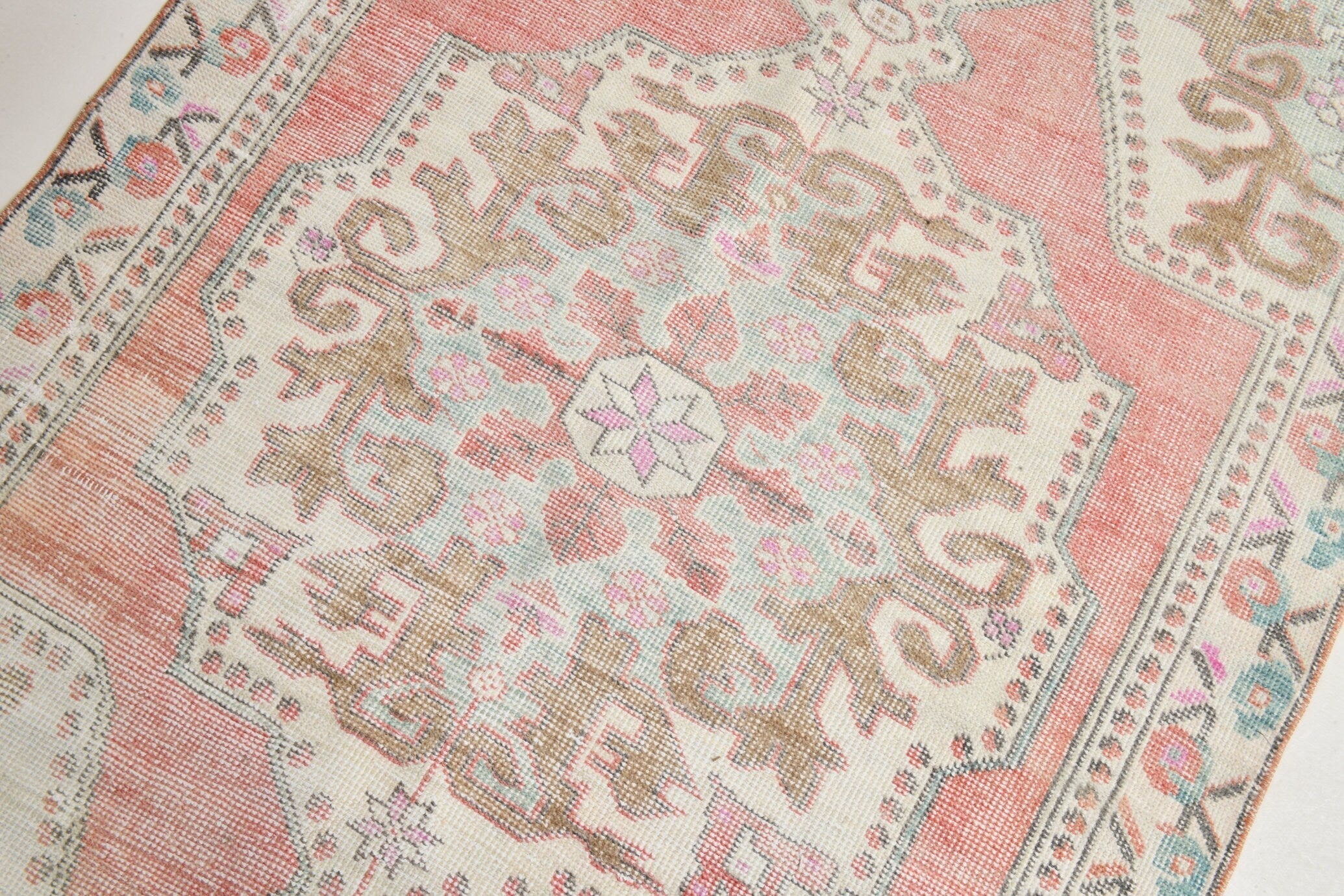 Turkish Vintage Rug 4’4’ x 7’9’