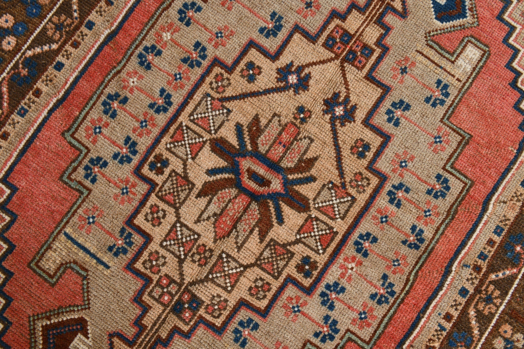 Turkish Vintage Rug 4’4’ x 8’1’