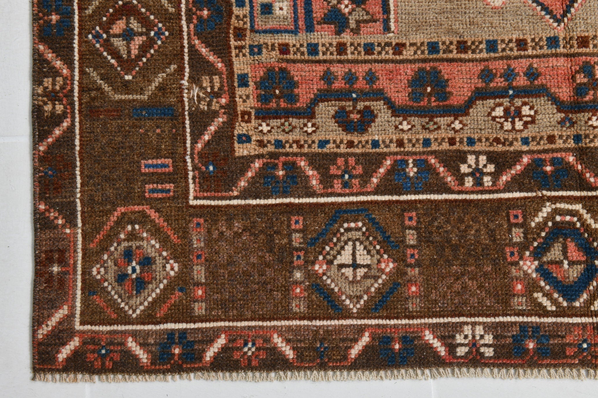 Turkish Vintage Rug 4’4’ x 8’1’