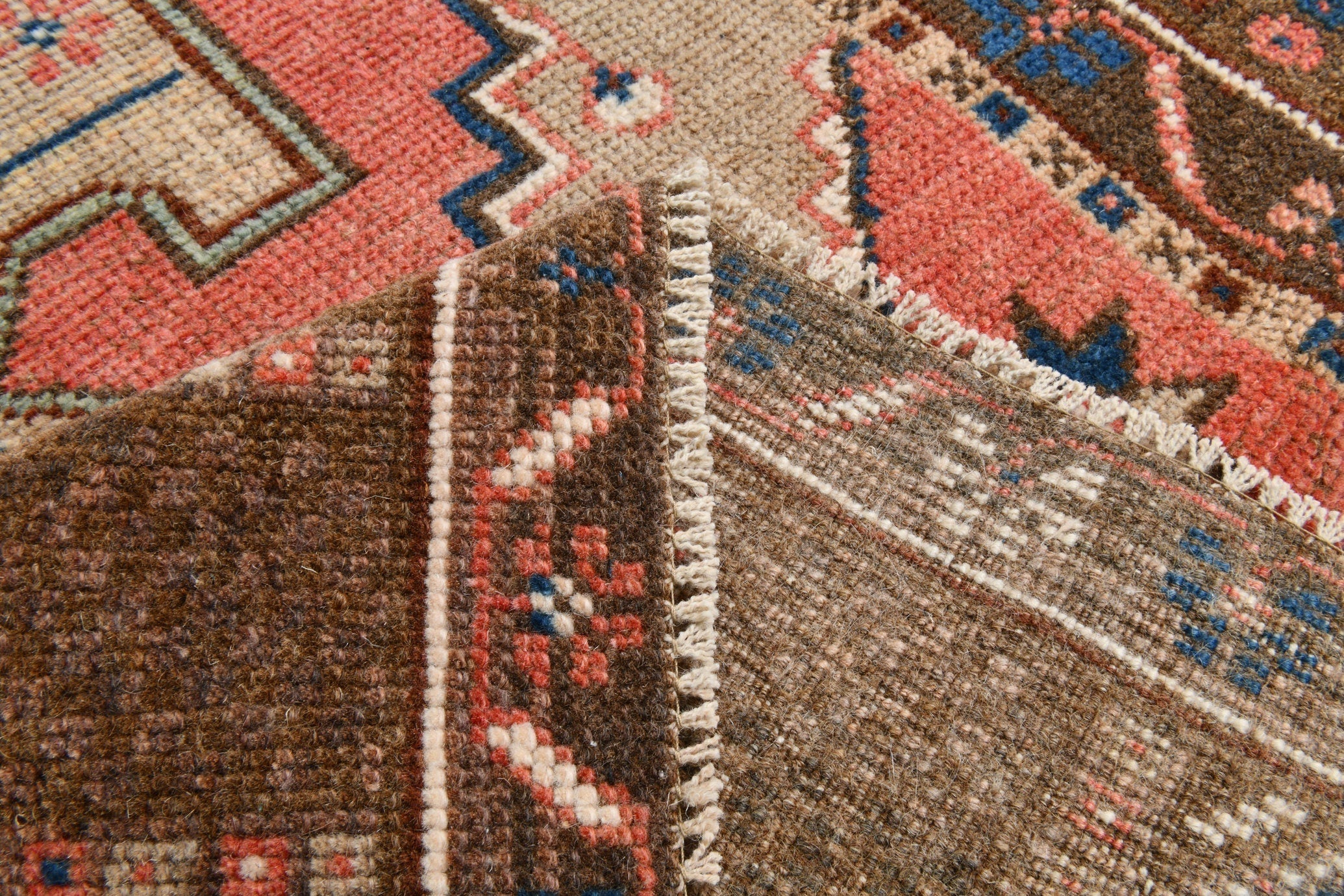 Turkish Vintage Rug 4’4’ x 8’1’