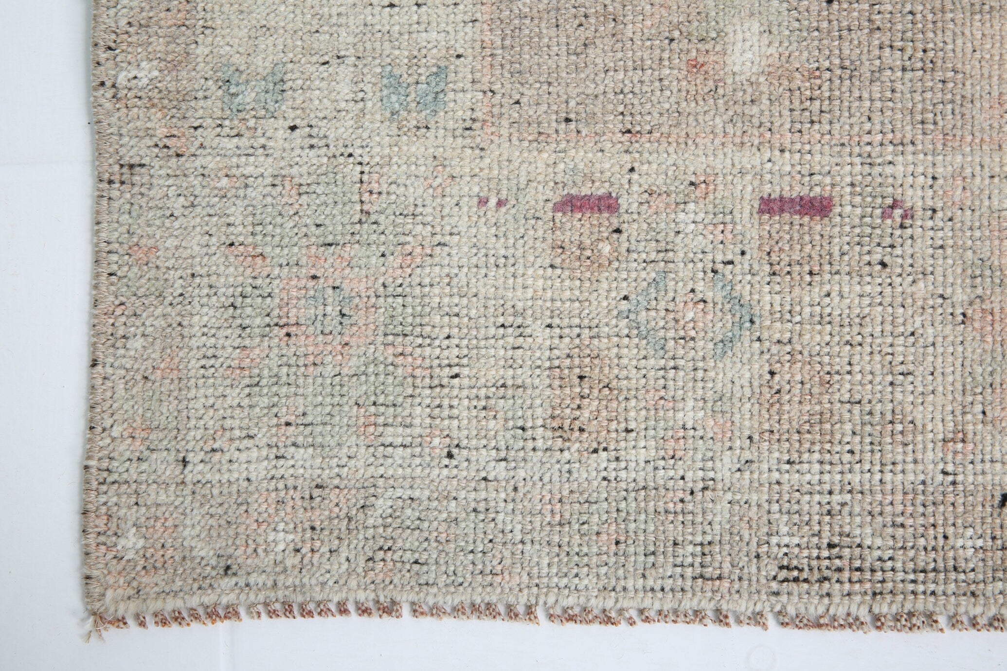 Turkish Vintage Rug 4’5’ x 8’1’