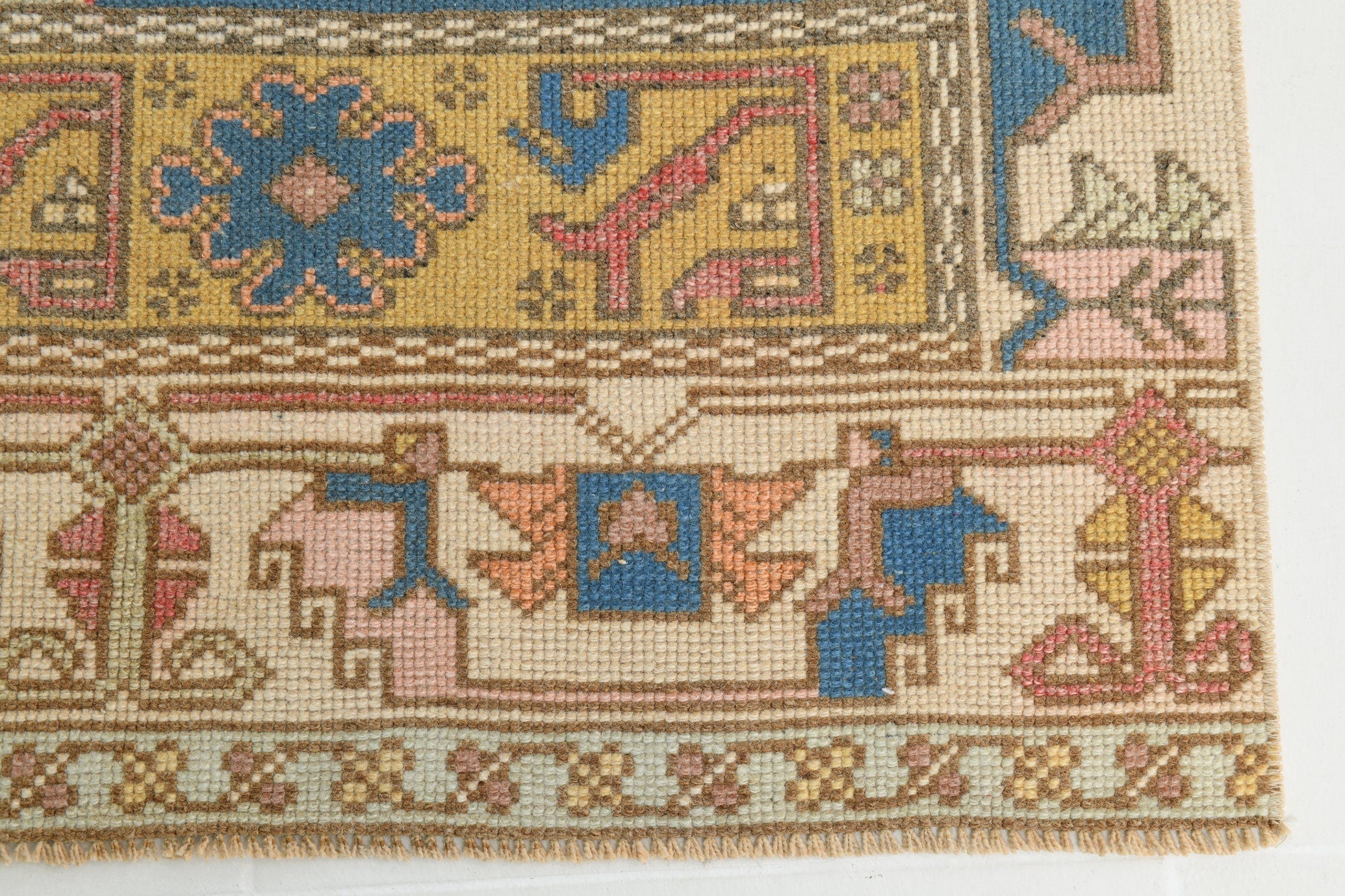 Turkish Vintage Rug 4’6’ x 8’10’