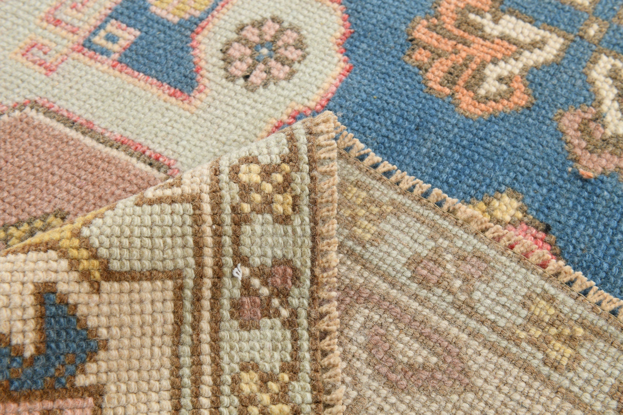 Turkish Vintage Rug 4’6’ x 8’10’